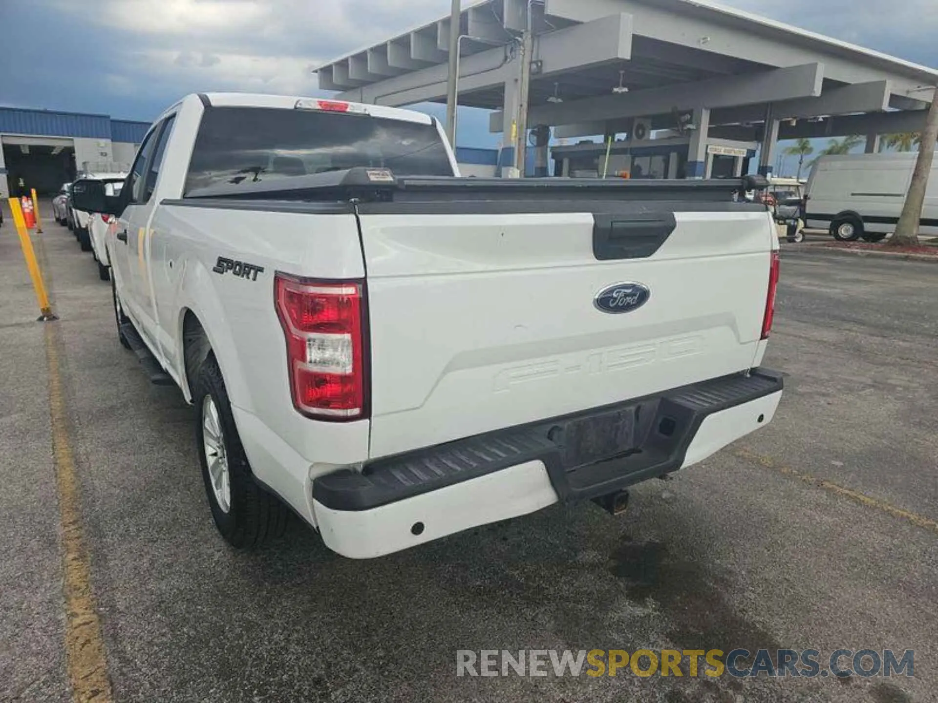 11 Photograph of a damaged car 1FTEX1CP9LKE26200 FORD F150 2020