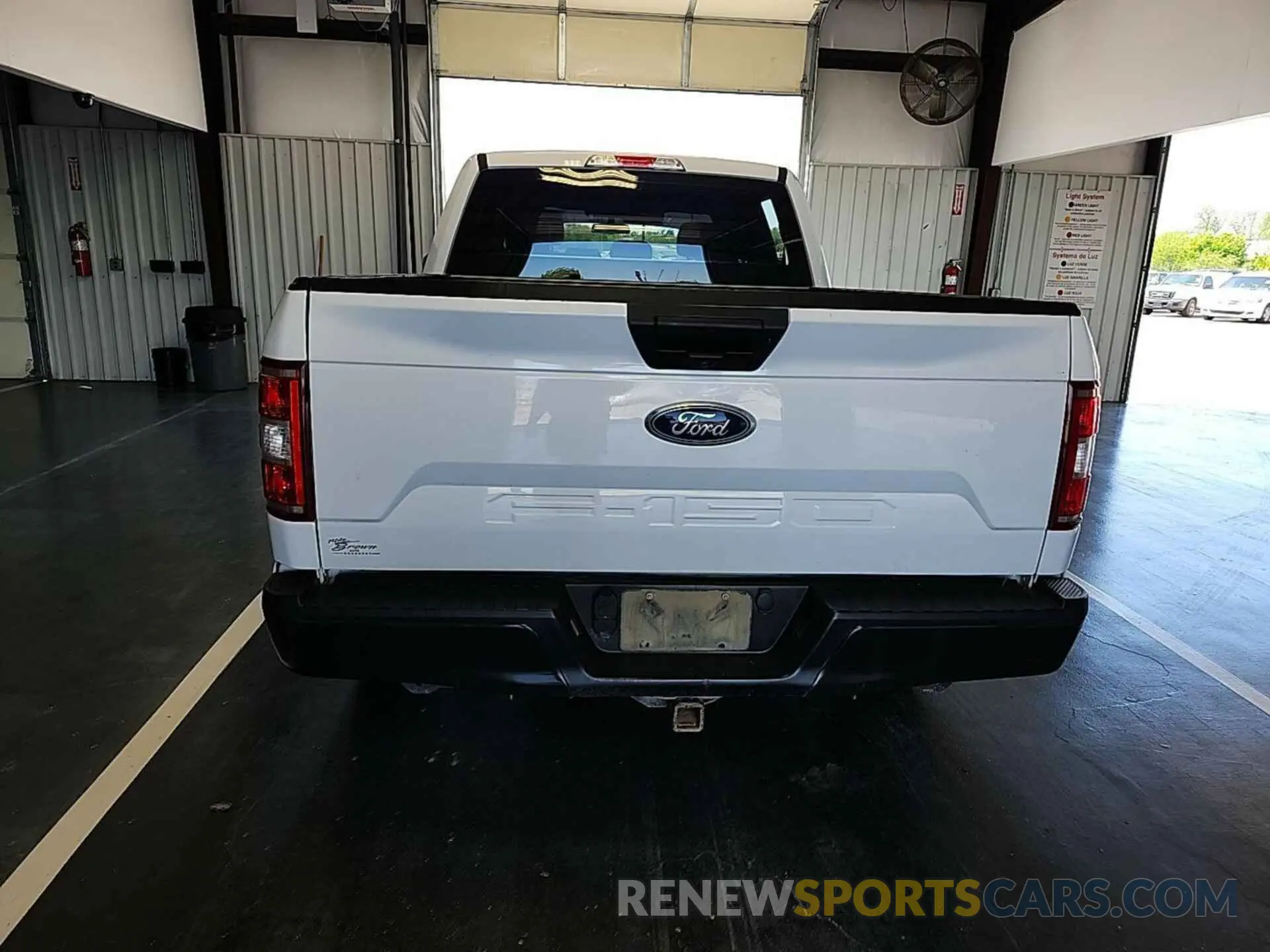18 Фотография поврежденного автомобиля 1FTFW1E54LKD31627 FORD F150 2020