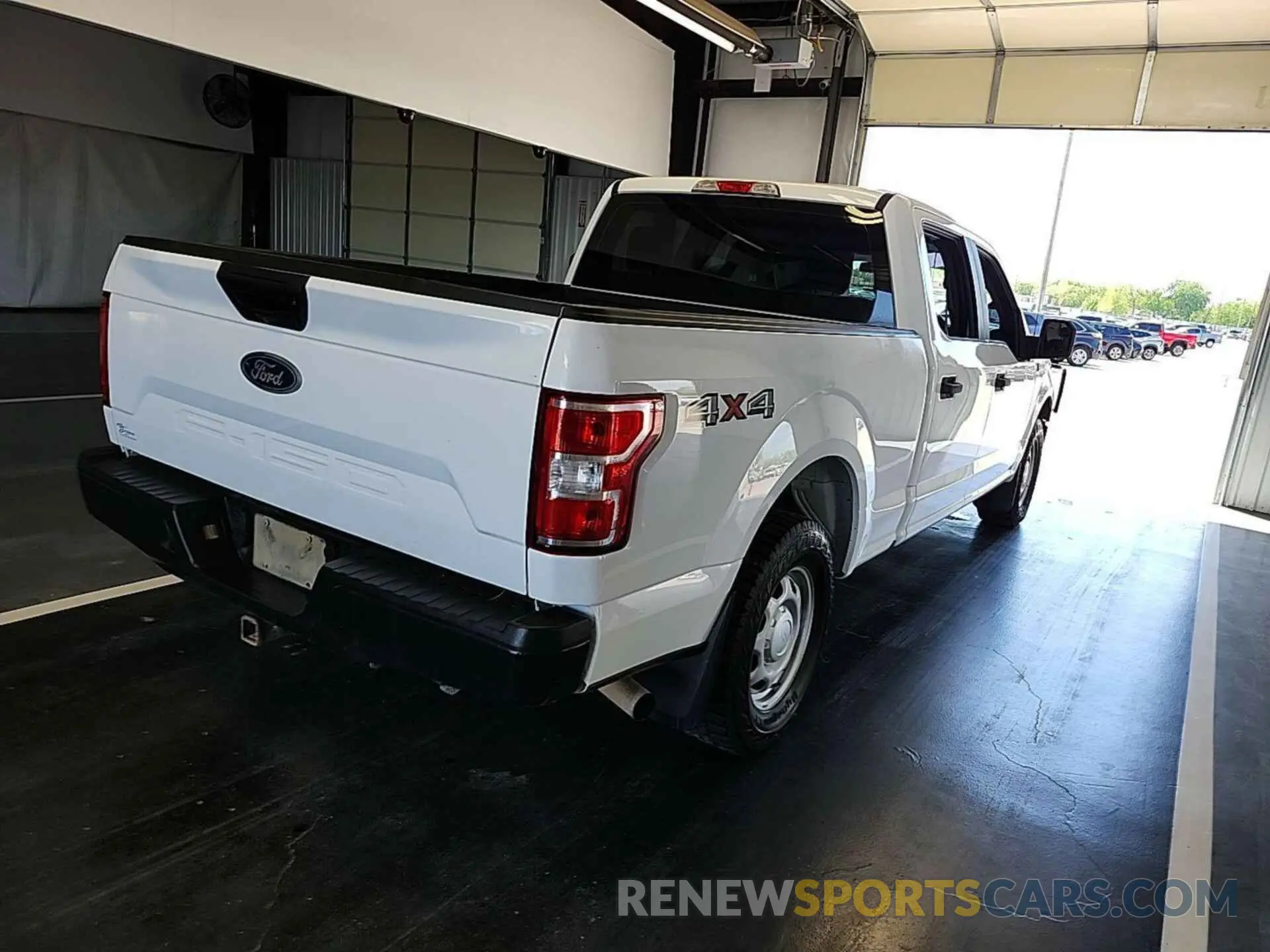 19 Фотография поврежденного автомобиля 1FTFW1E54LKD31627 FORD F150 2020