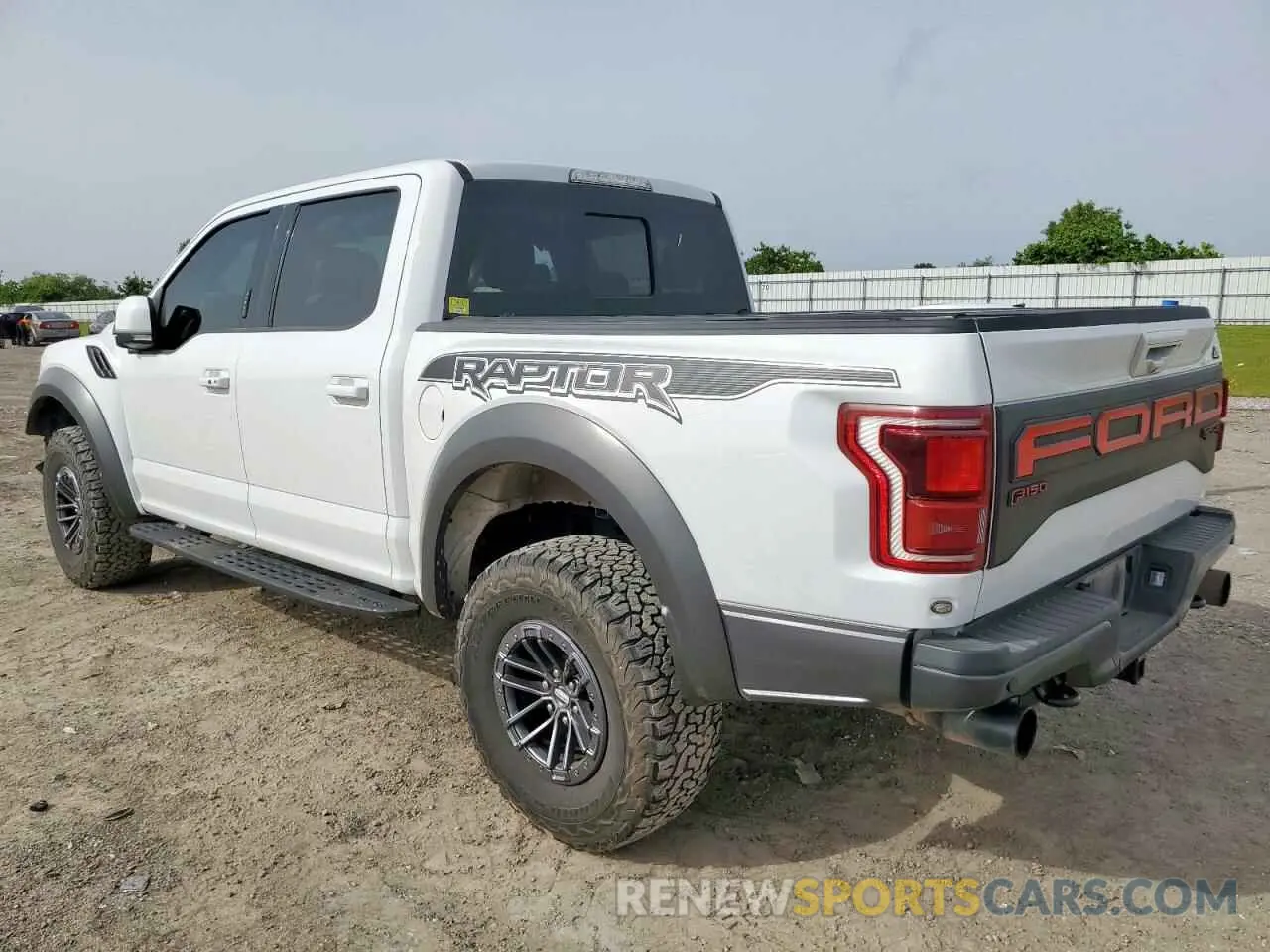 2 Фотография поврежденного автомобиля 1FTFW1RG4LFC04901 FORD F150 2020
