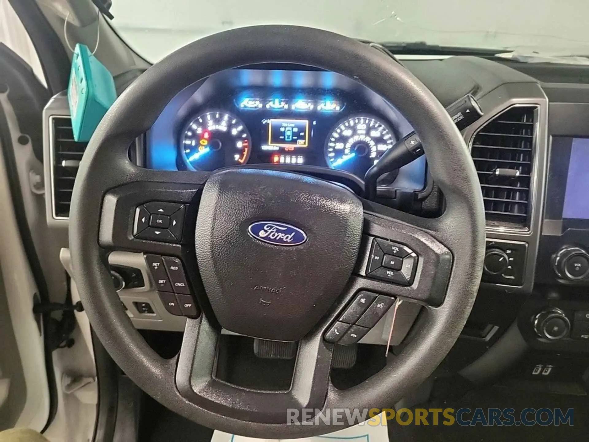 10 Фотография поврежденного автомобиля 1FTFX1E43LKD35558 FORD F150 2020