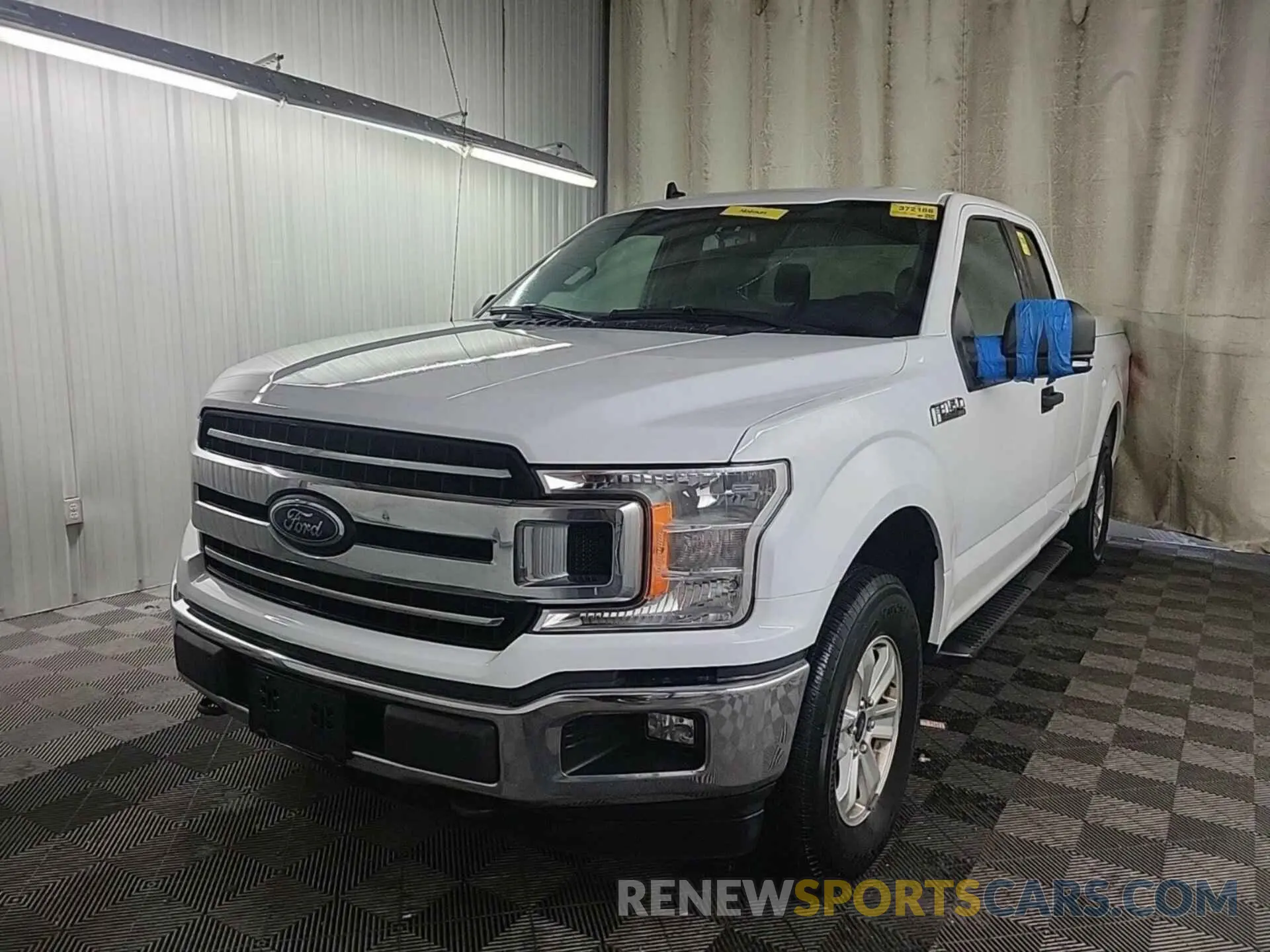 3 Фотография поврежденного автомобиля 1FTFX1E43LKD35558 FORD F150 2020