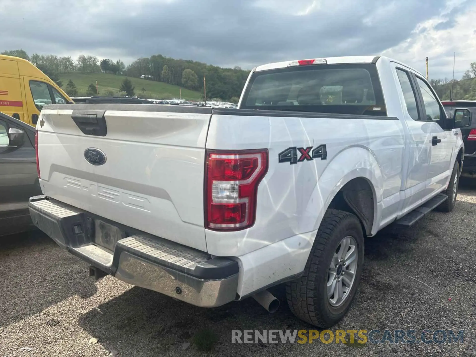 21 Photograph of a damaged car 1FTFX1E53LKD83151 FORD F150 2020
