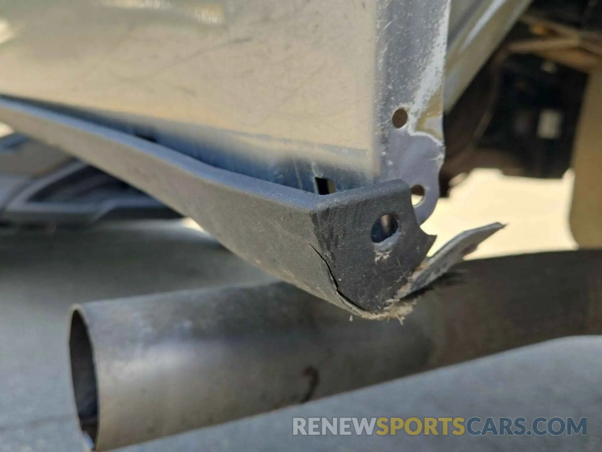 9 Photograph of a damaged car 1FTFX1E57LFB70910 FORD F150 2020