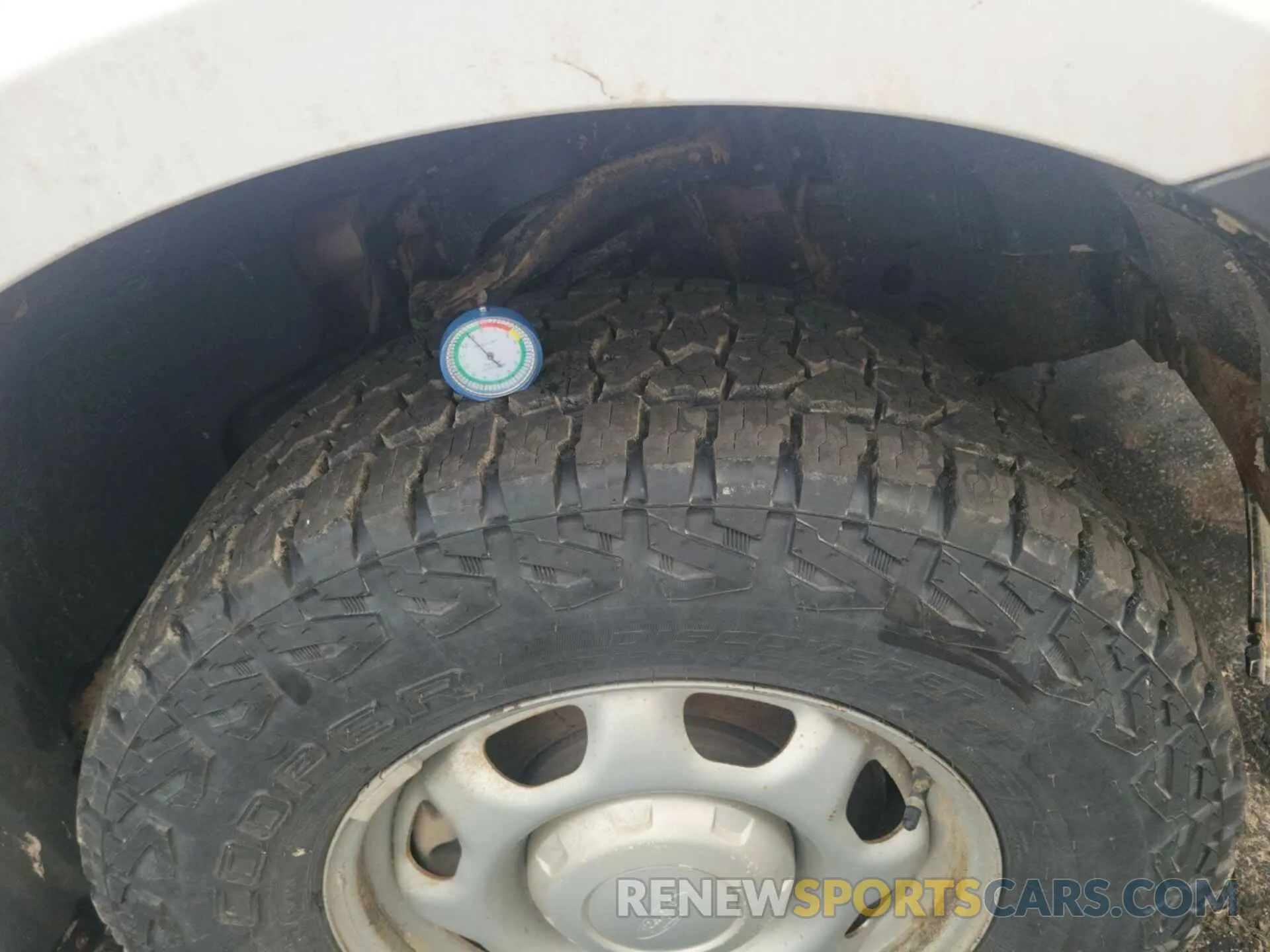 8 Photograph of a damaged car 1FTFX1E59LKD35590 FORD F150 2020