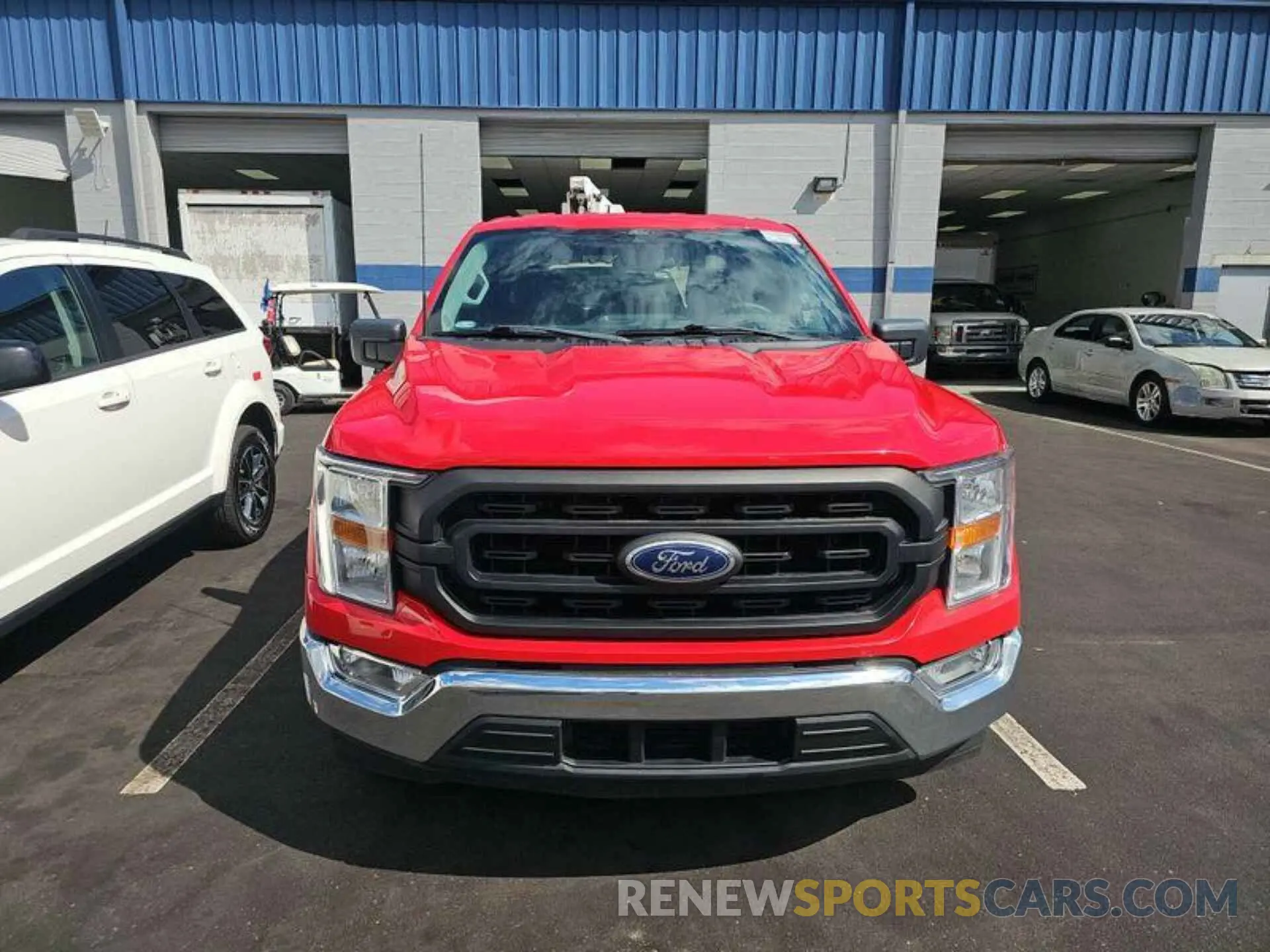 16 Photograph of a damaged car 1FTEX1C88MKE70215 FORD F150 2021
