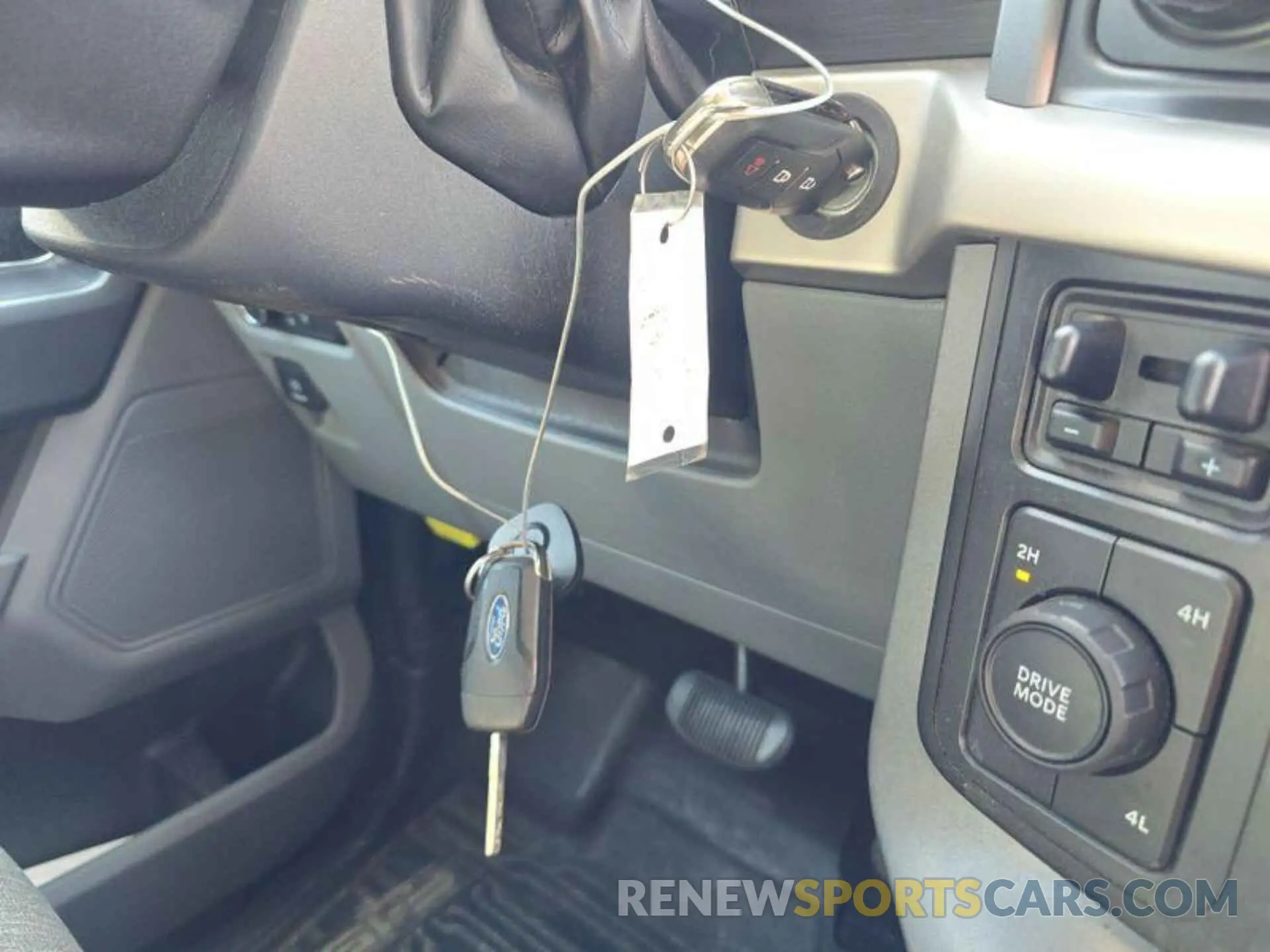 2 Photograph of a damaged car 1FTFW1E81MFC10283 FORD F150 2021
