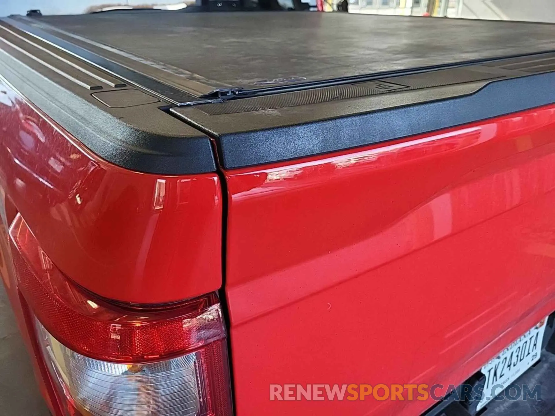 5 Photograph of a damaged car 1FTFW1E84MKE57367 FORD F150 2021