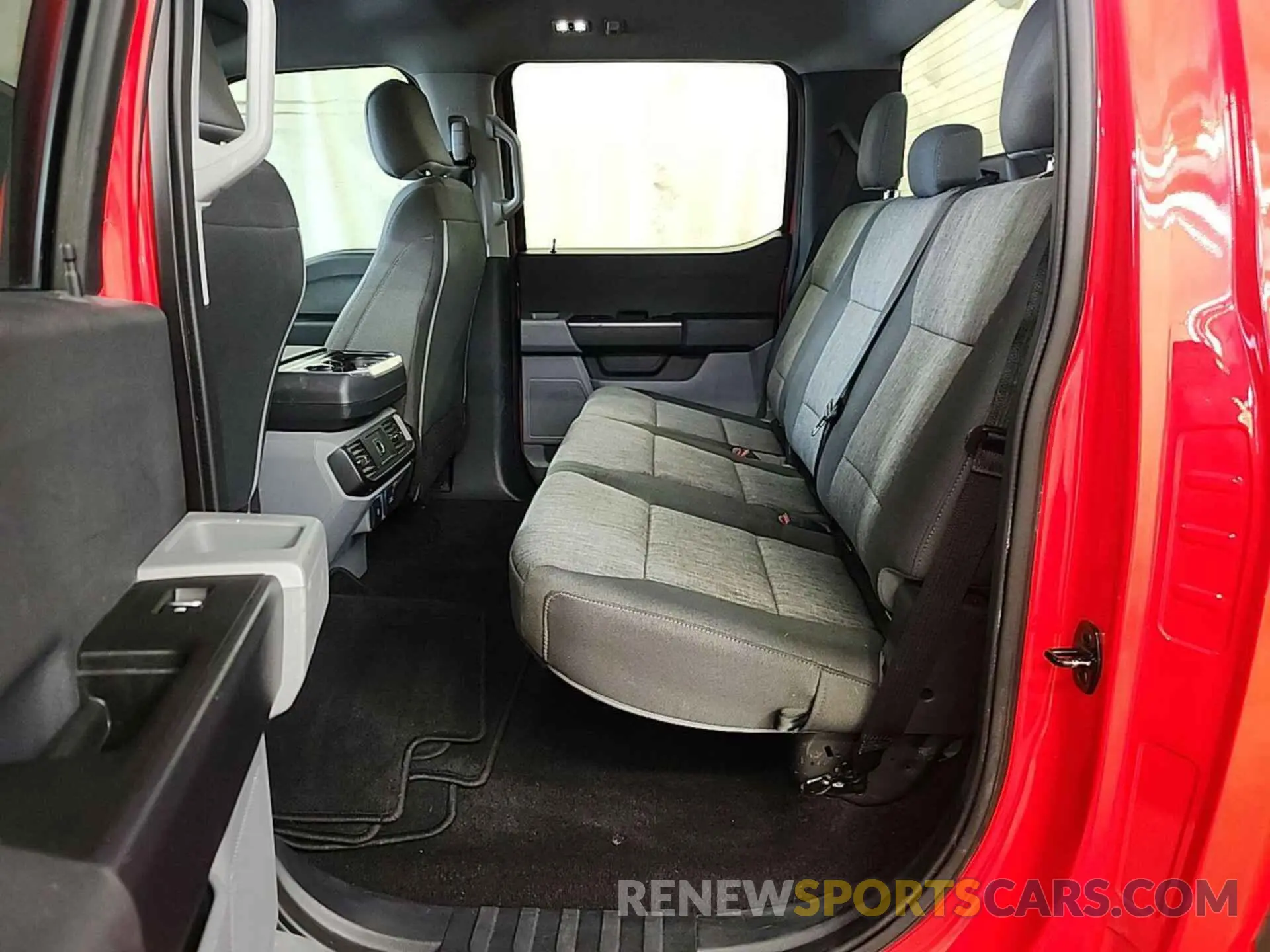 9 Фотография поврежденного автомобиля 1FTFW1E84MKE96105 FORD F150 2021