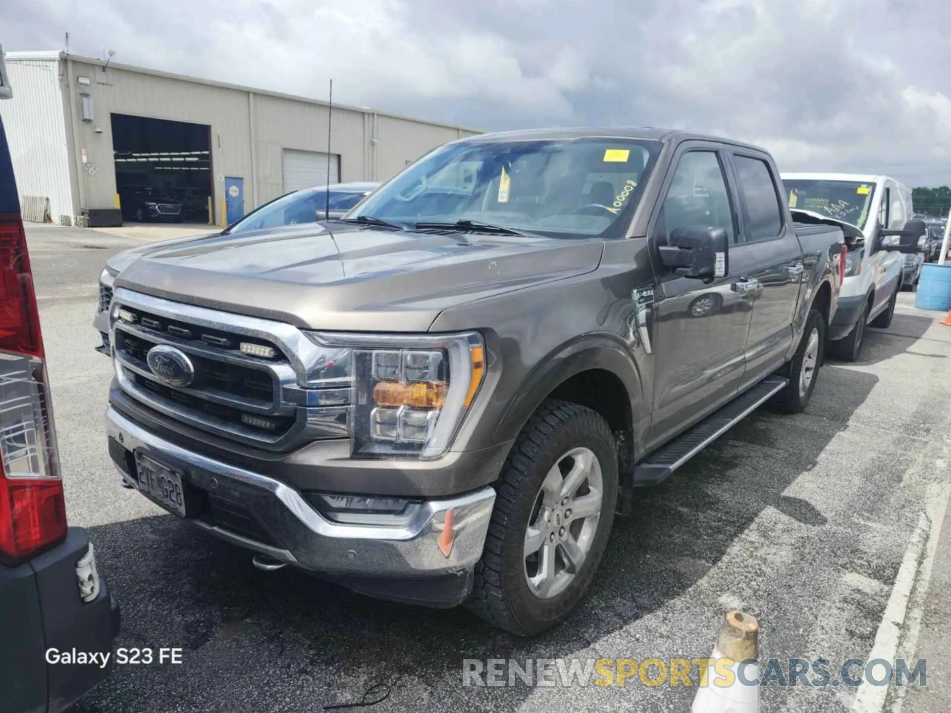 29 Photograph of a damaged car 1FTFW1E8XMFC86567 FORD F150 2021