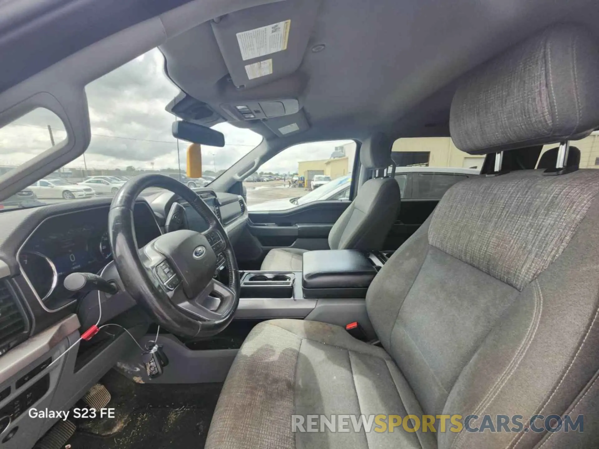 32 Photograph of a damaged car 1FTFW1E8XMFC86567 FORD F150 2021
