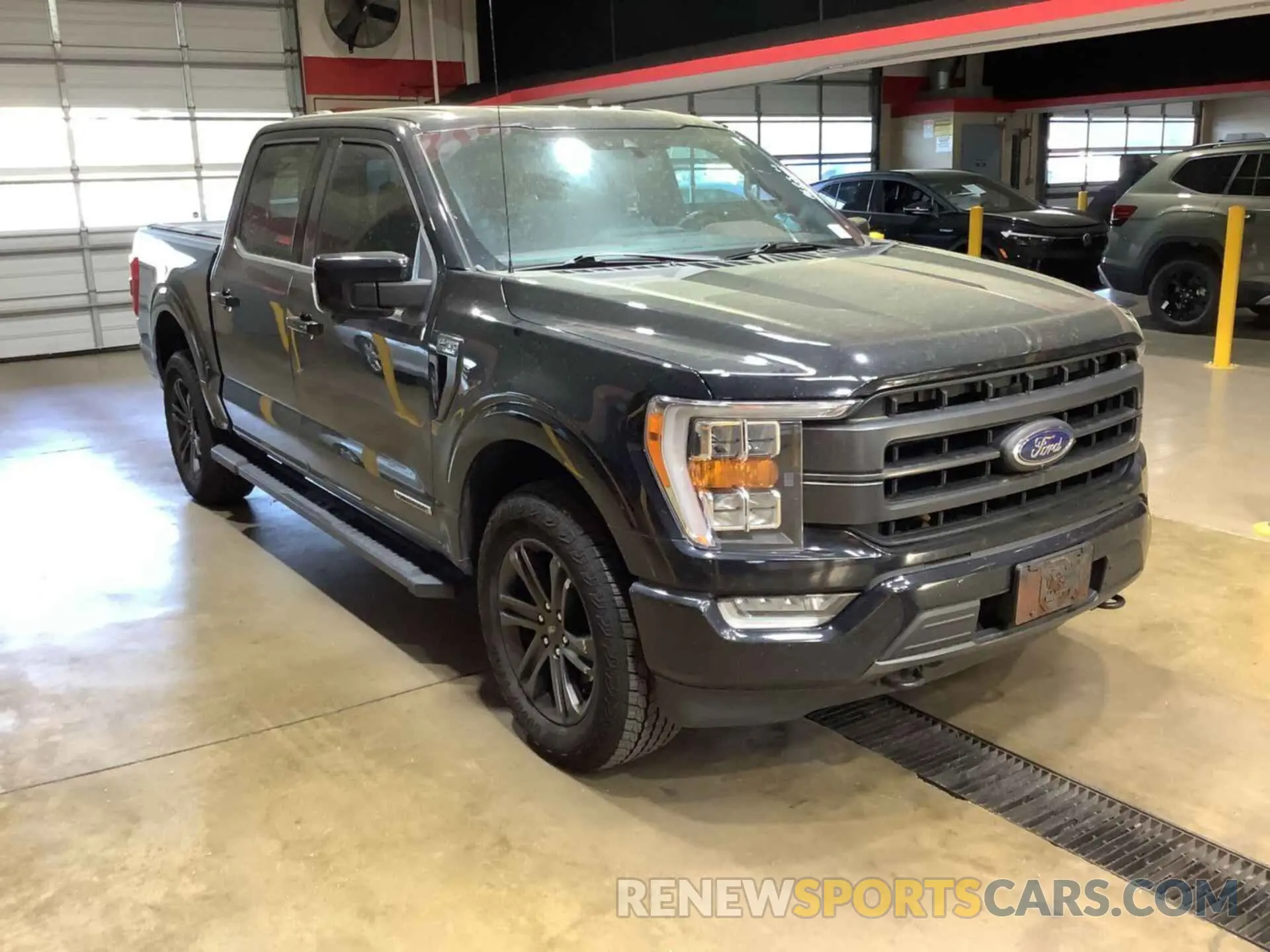 19 Photograph of a damaged car 1FTFW1ED0MFB06834 FORD F150 2021