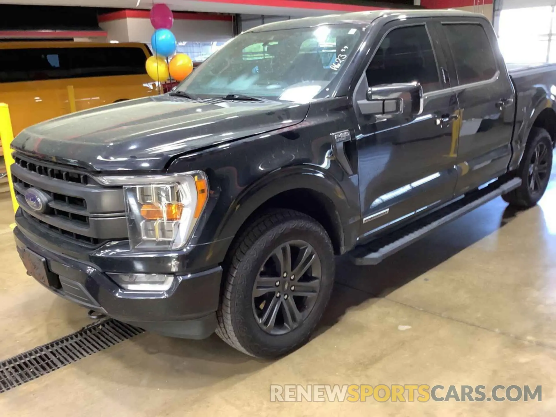 4 Photograph of a damaged car 1FTFW1ED0MFB06834 FORD F150 2021