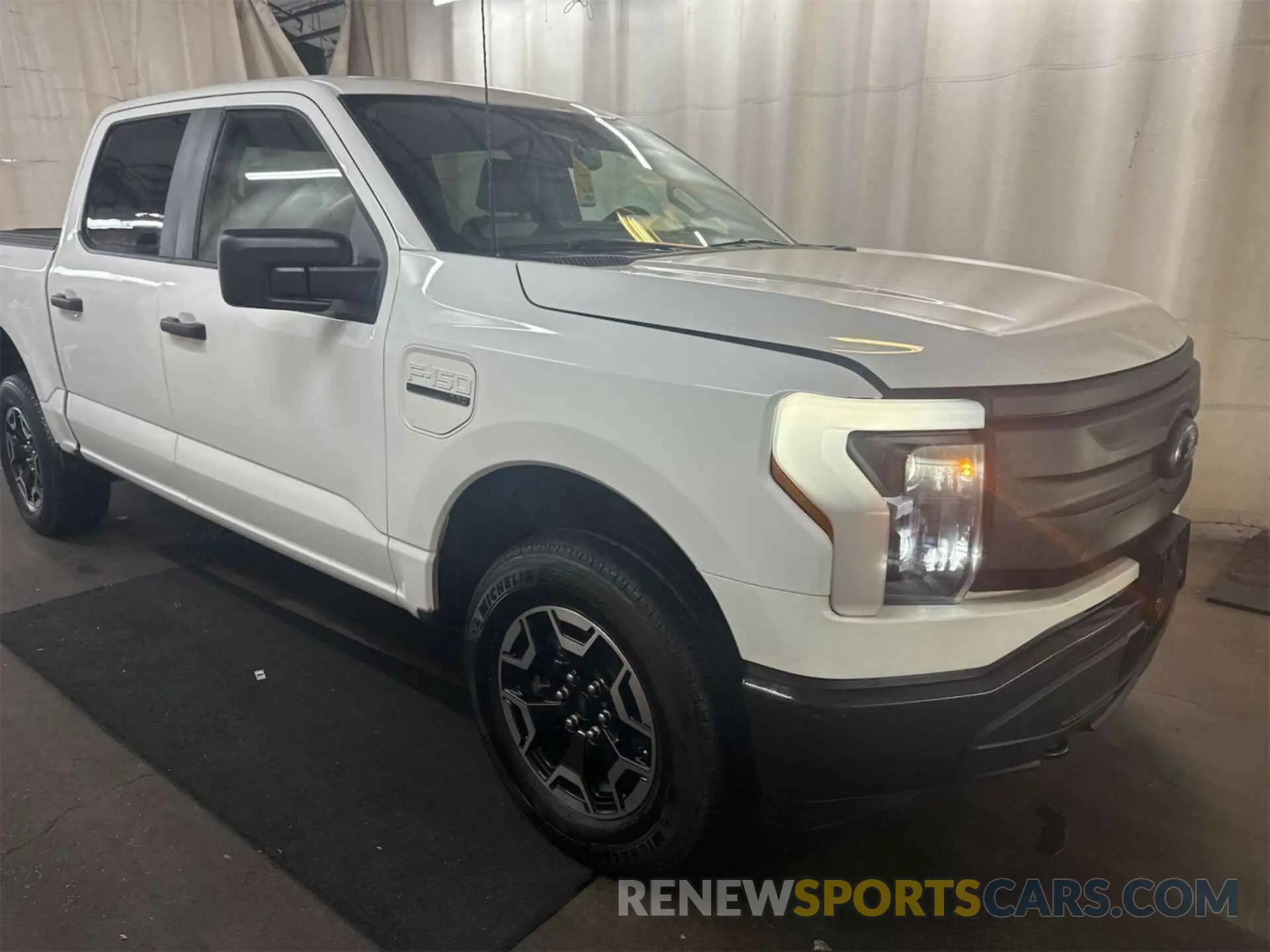 10 Фотография поврежденного автомобиля 1FTVW1EL5NWG08906 FORD F150 2022