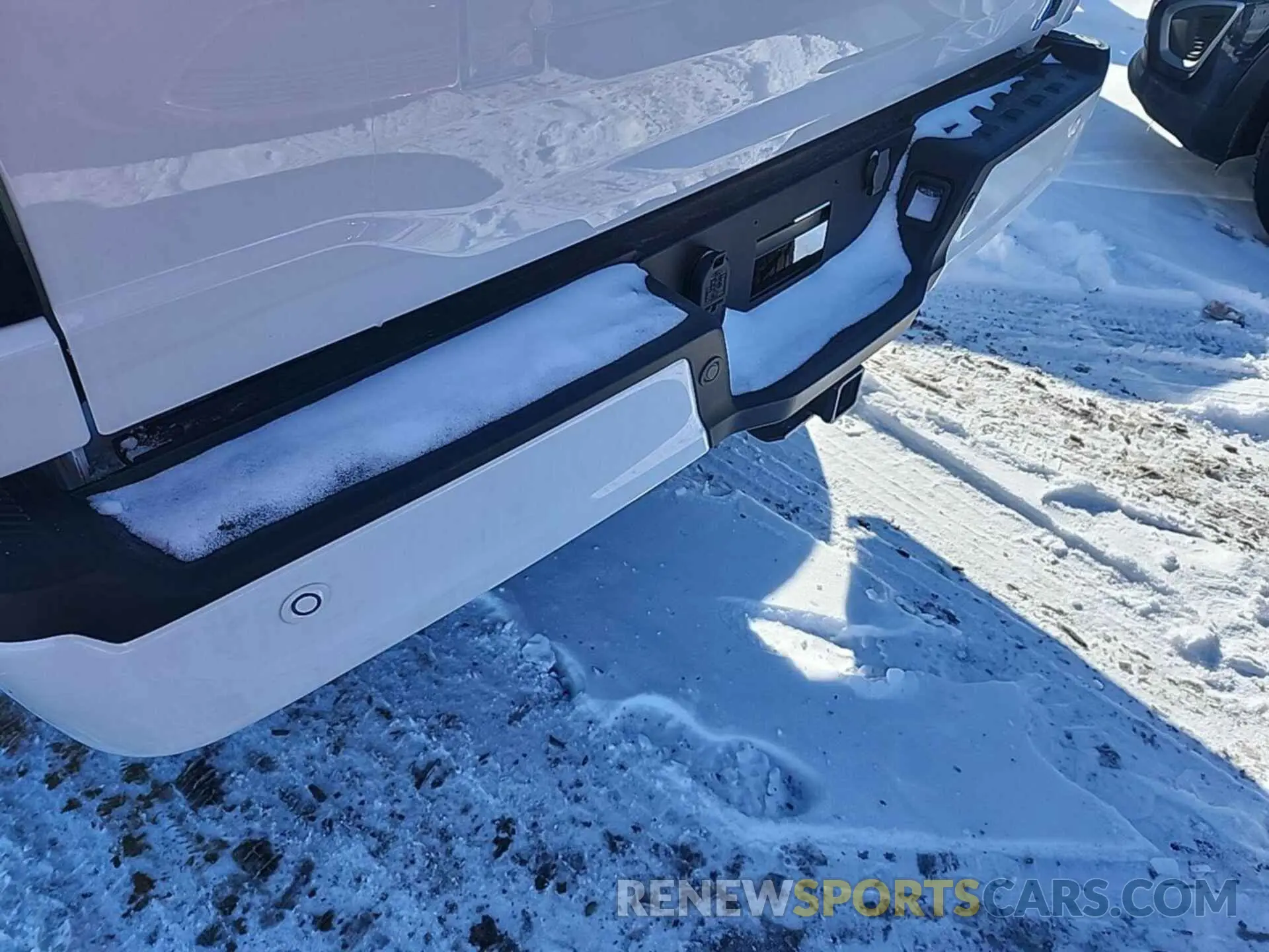 28 Фотография поврежденного автомобиля 1FT6W1EV1PWG31043 FORD F150 2023