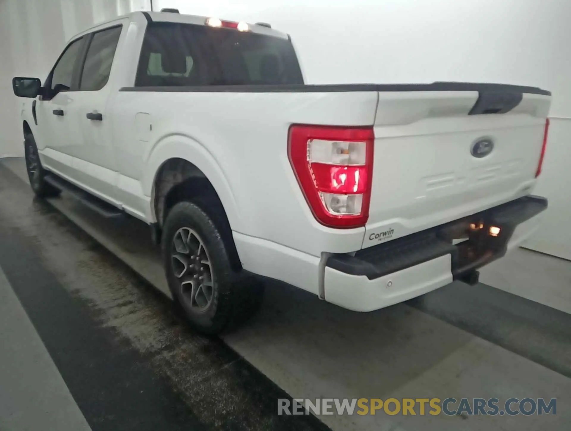 19 Photograph of a damaged car 1FTFW1E85PKD37601 FORD F150 2023