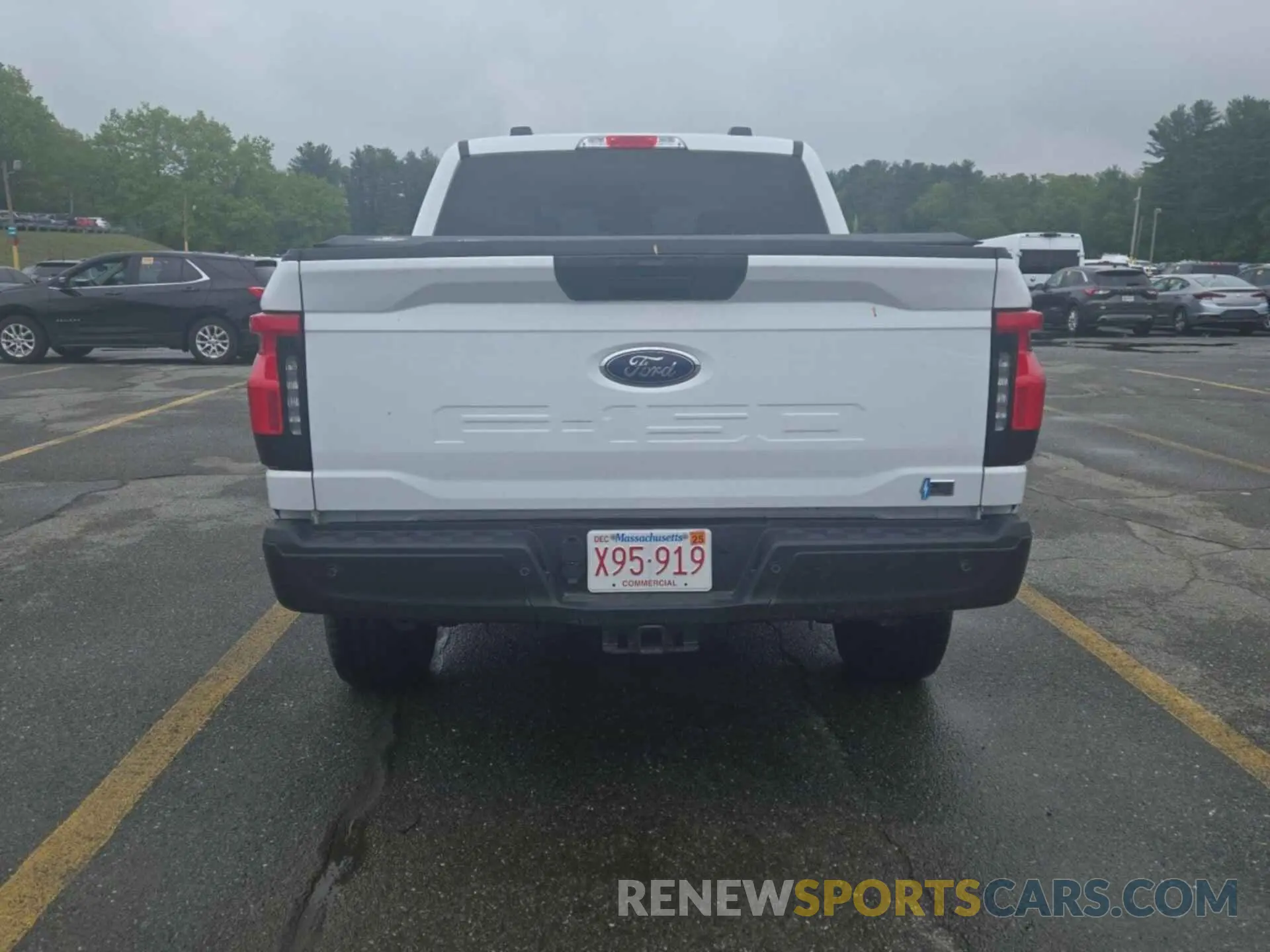9 Photograph of a damaged car 1FTVW1EL0PWG02840 FORD F150 2023
