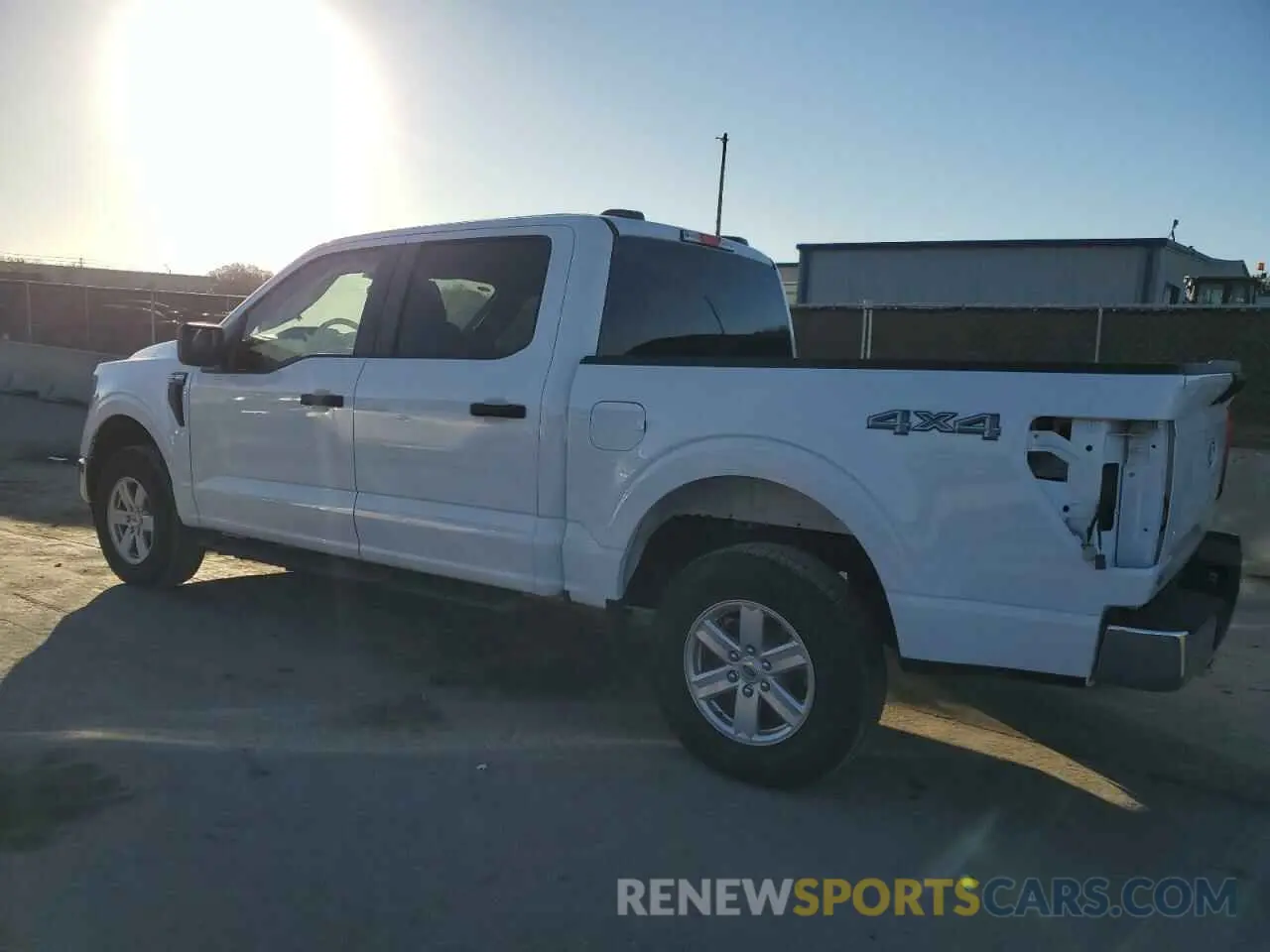 2 Фотография поврежденного автомобиля 1FTEW1LP6RKE37988 FORD F150 2024