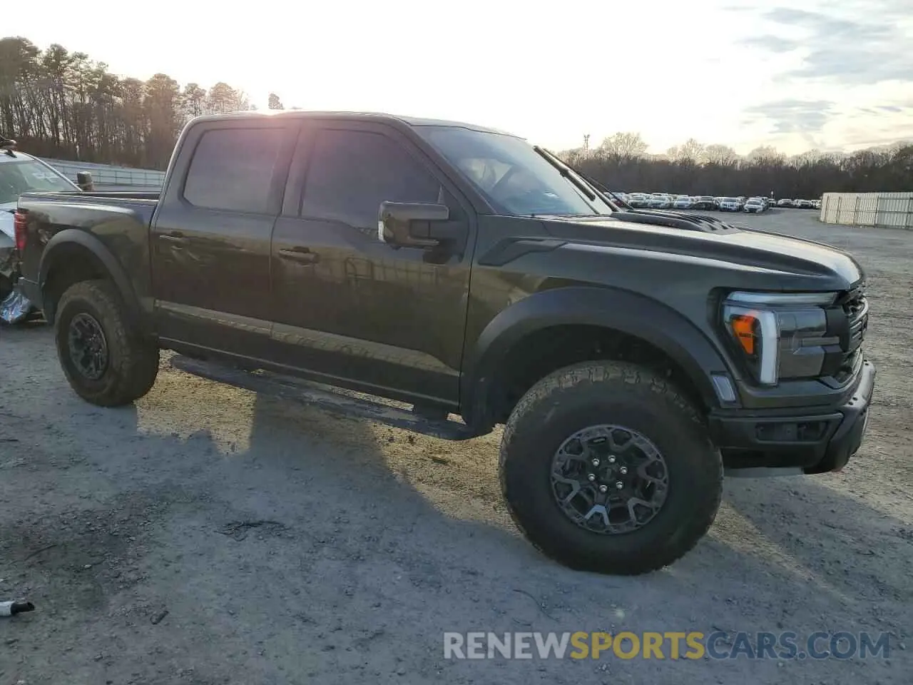 4 Фотография поврежденного автомобиля 1FTFW1RJ1RFA50409 FORD F150 2024