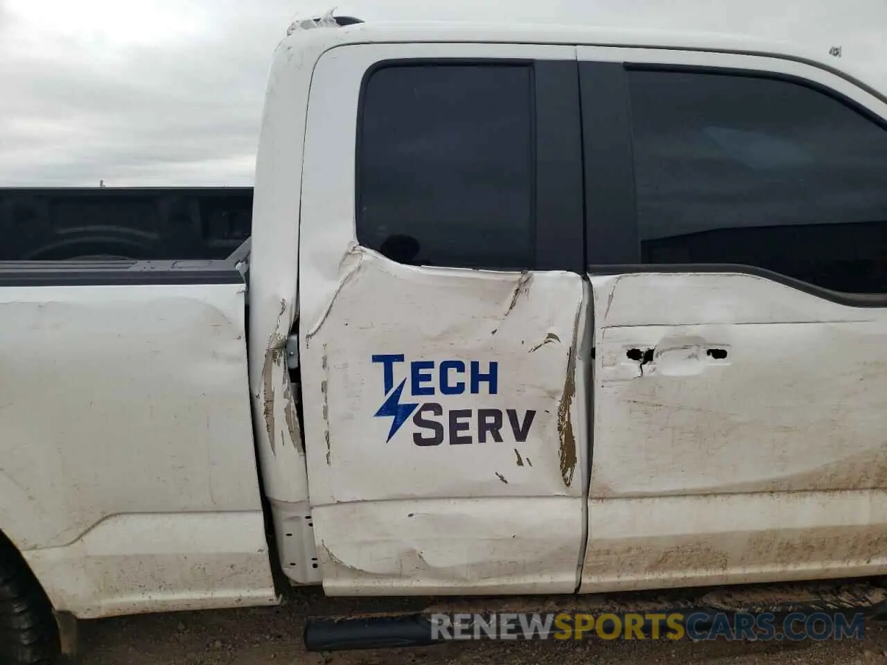 10 Photograph of a damaged car 1FTFX1L53RKF02134 FORD F150 2024