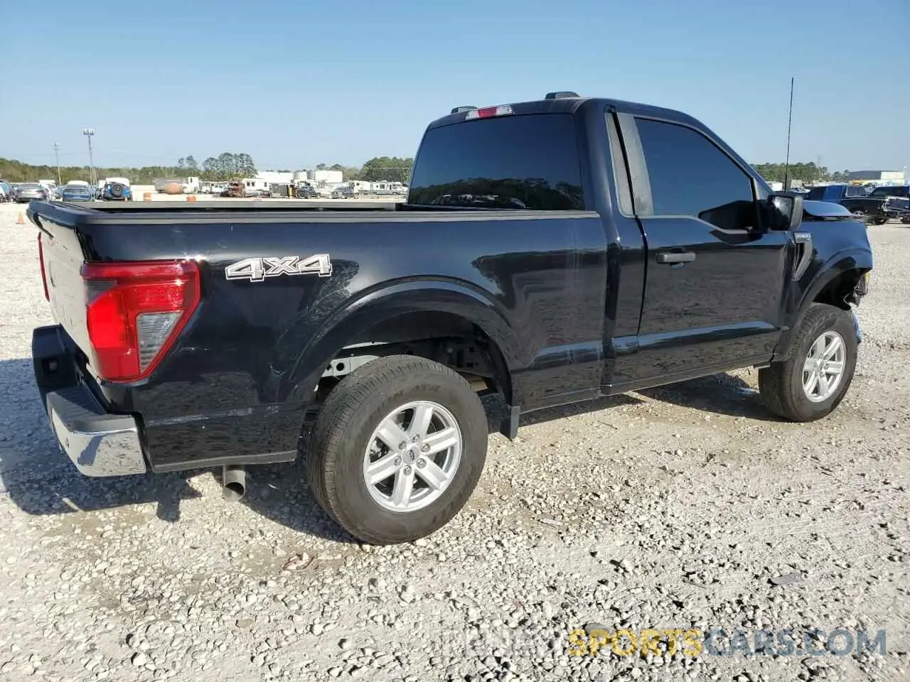 3 Фотография поврежденного автомобиля 1FTMF1L57RKF15639 FORD F150 2024