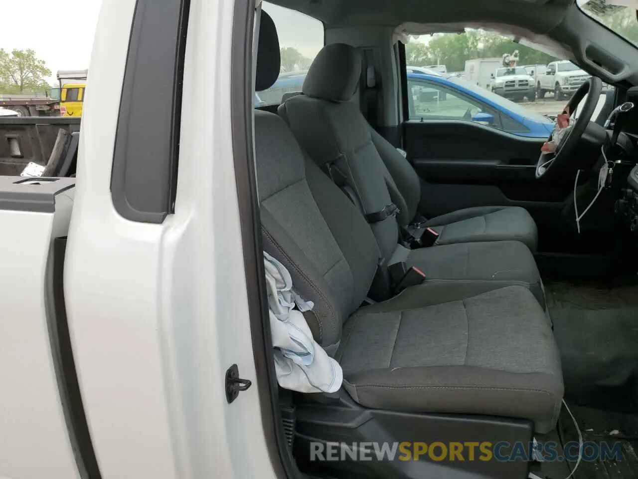 10 Photograph of a damaged car 1FTMF1LP3RKD72688 FORD F150 2024