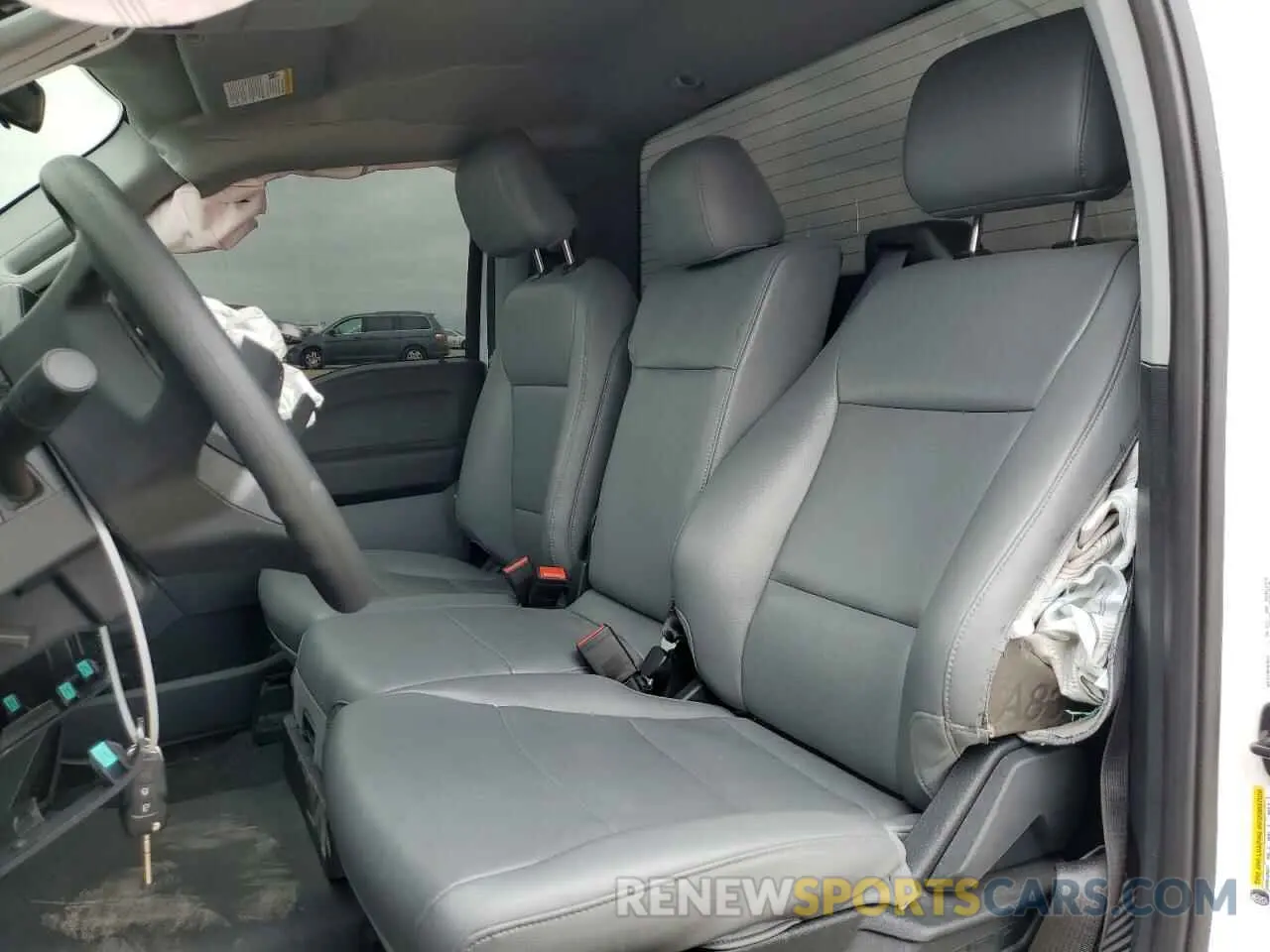 10 Photograph of a damaged car 1FTMF1L55SKD25120 FORD F150 2025
