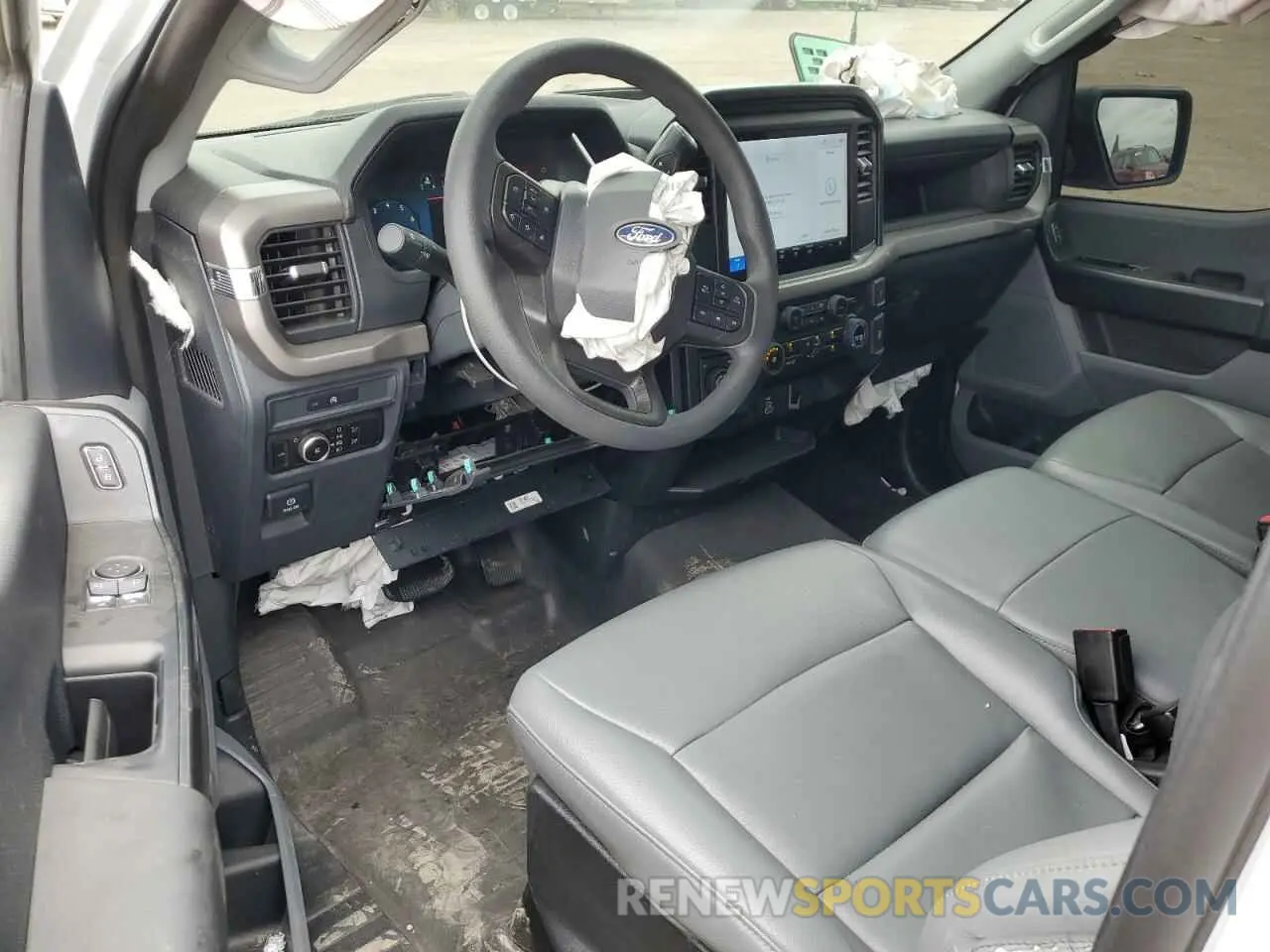 8 Photograph of a damaged car 1FTMF1L55SKD25120 FORD F150 2025