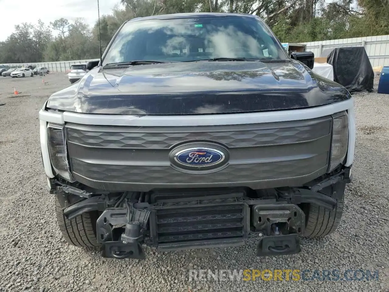 5 Photograph of a damaged car 1FT6W1EV4NWG14041 FORD F150 LIGHT 2022