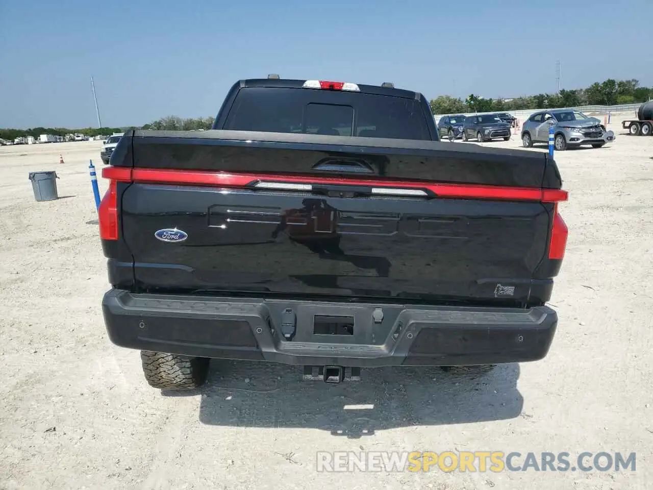 6 Фотография поврежденного автомобиля 1FT6W1EV1PWG09284 FORD F150 LIGHT 2023
