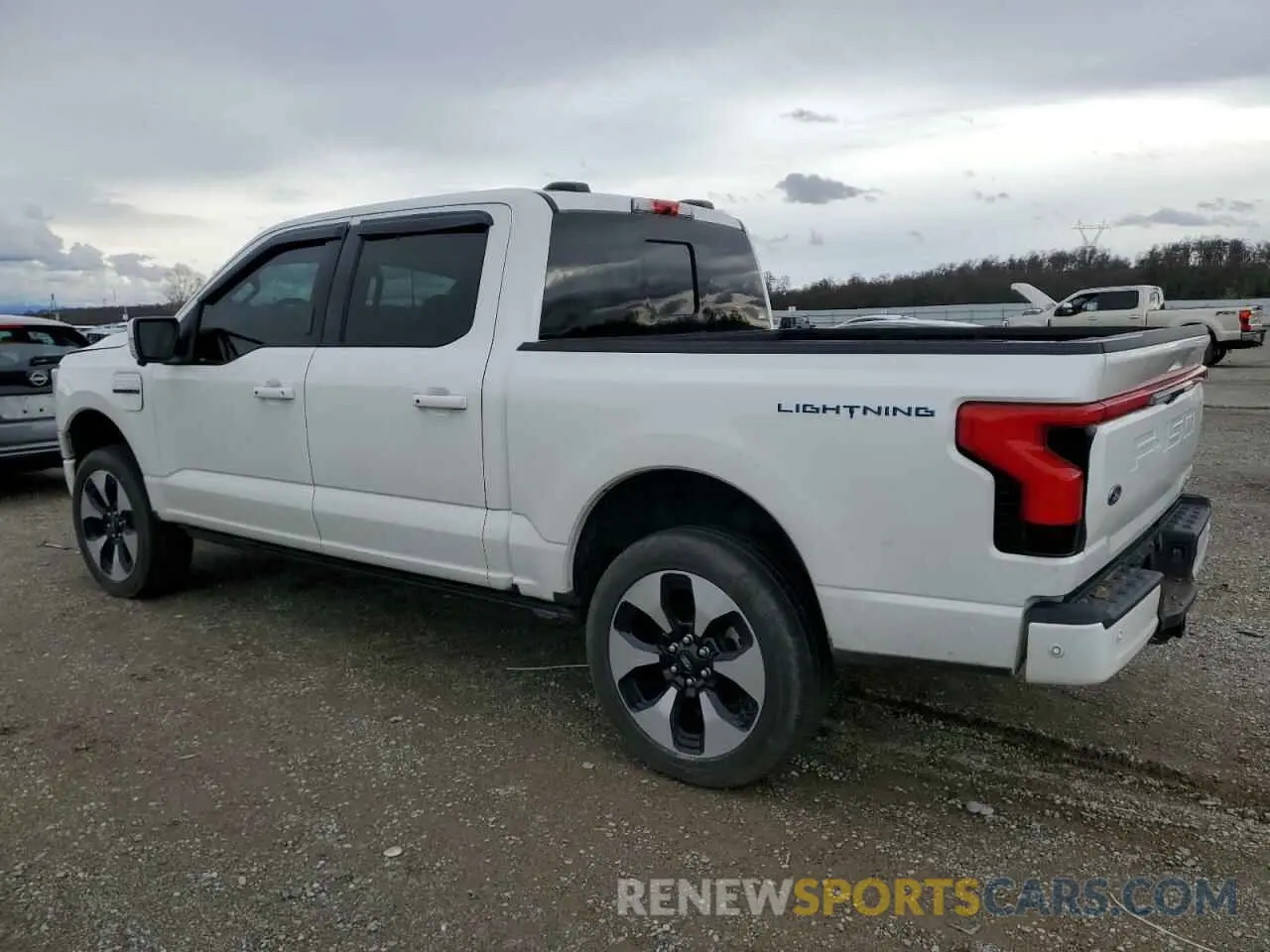 2 Фотография поврежденного автомобиля 1FT6W1EV1PWG14095 FORD F150 LIGHT 2023