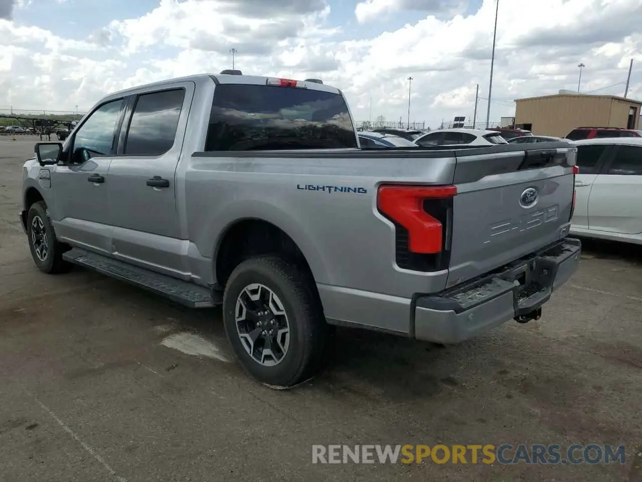 2 Фотография поврежденного автомобиля 1FTVW1ELXPWG58560 FORD F150 LIGHT 2023
