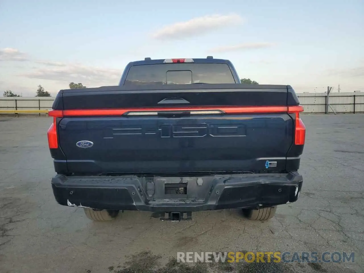 6 Фотография поврежденного автомобиля 1FTVW1EV1PWG16263 FORD F150 LIGHT 2023