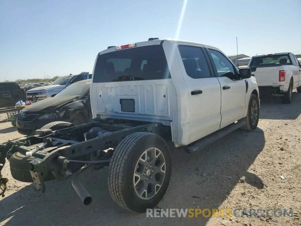 3 Photograph of a damaged car 1FTEW2KP7RKE59053 FORD F150 STX 2024