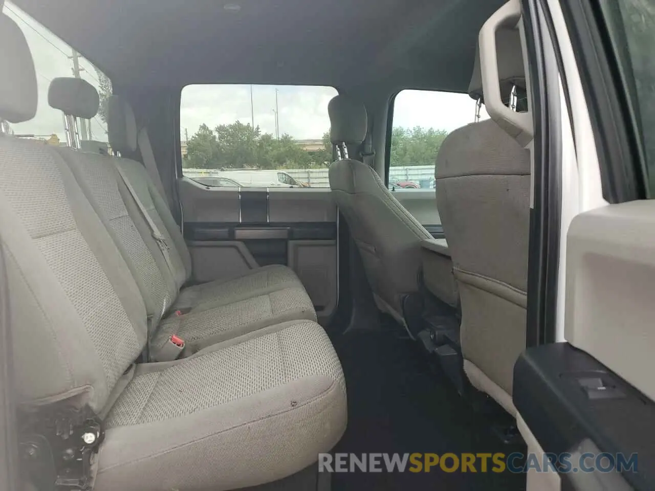10 Photograph of a damaged car 1FD7W2ATXKED84985 FORD F250 2019