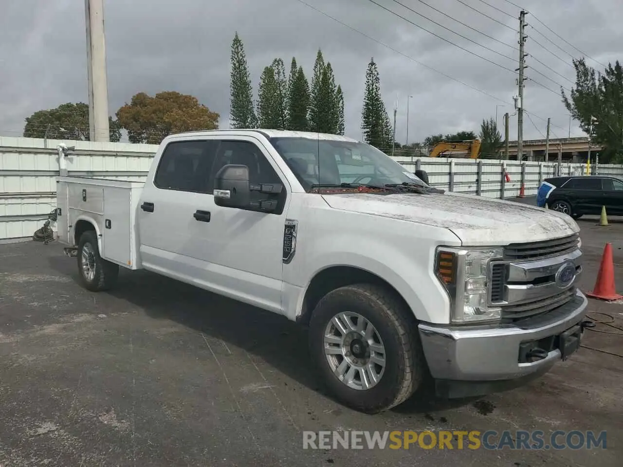 4 Photograph of a damaged car 1FD7W2ATXKED84985 FORD F250 2019