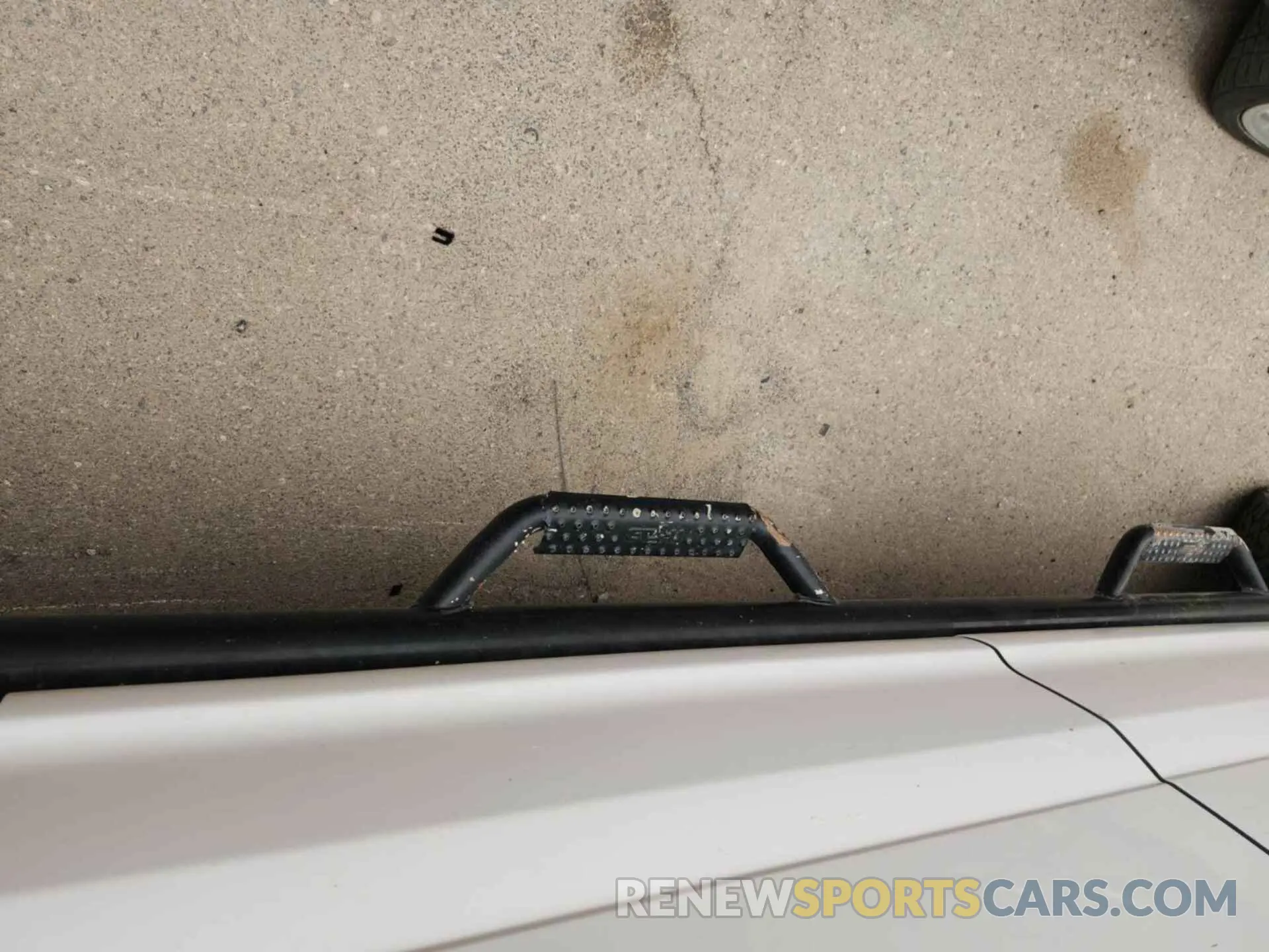 24 Photograph of a damaged car 1FT7W2B62KEC67253 FORD F250 2019