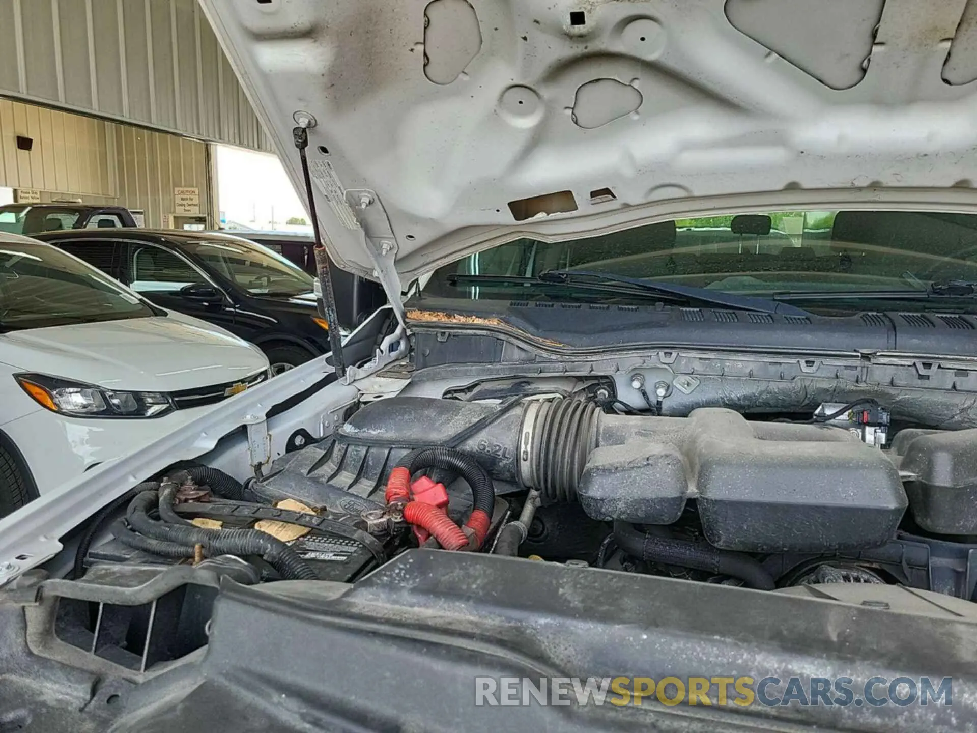 19 Photograph of a damaged car 1FT7W2B62KED71239 FORD F250 2019