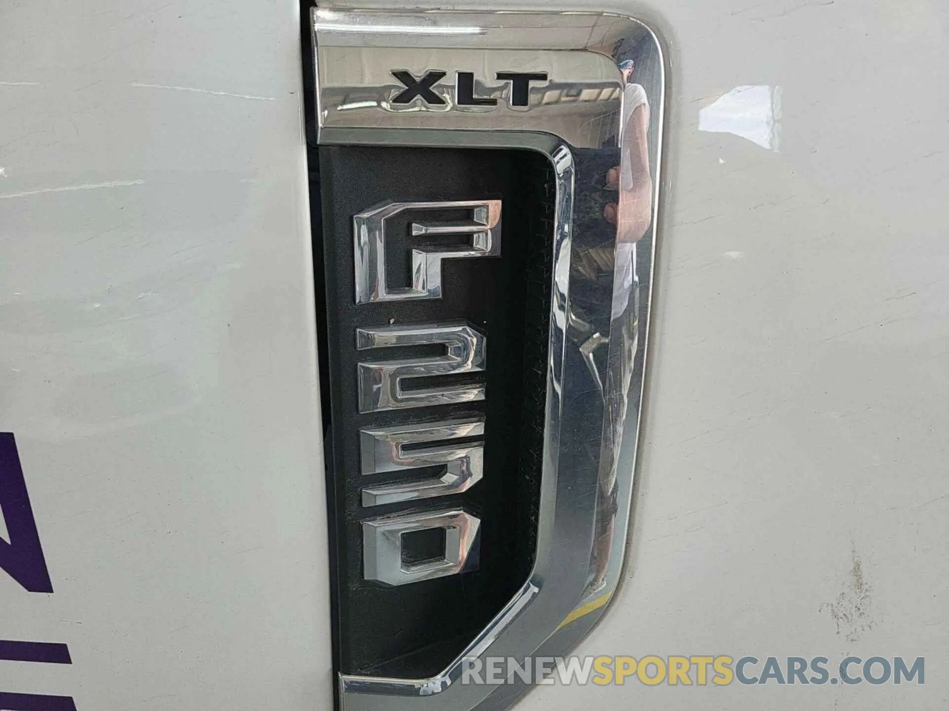 8 Photograph of a damaged car 1FT7W2B62KED71239 FORD F250 2019
