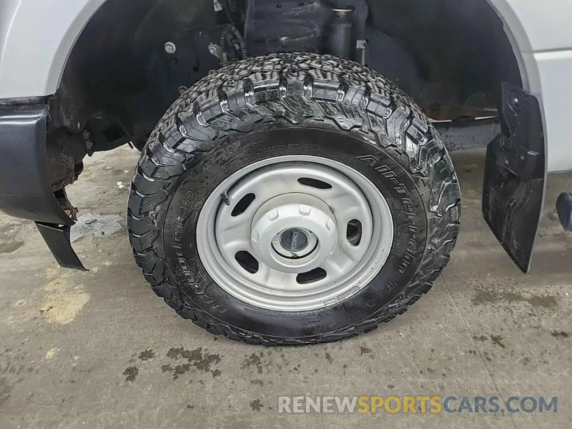 39 Фотография поврежденного автомобиля 1FT7W2B63KEF83440 FORD F250 2019