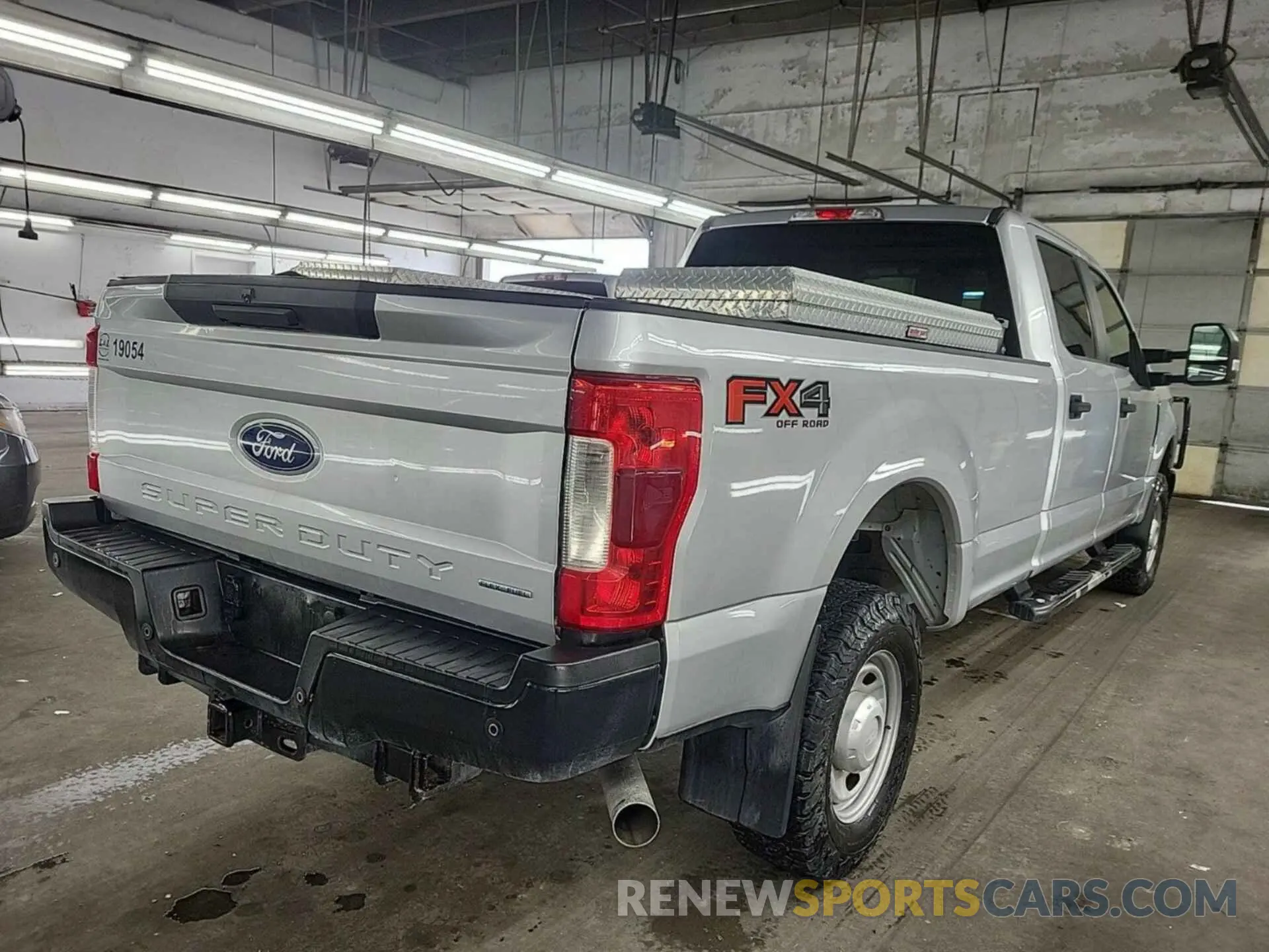 5 Фотография поврежденного автомобиля 1FT7W2B63KEF83440 FORD F250 2019
