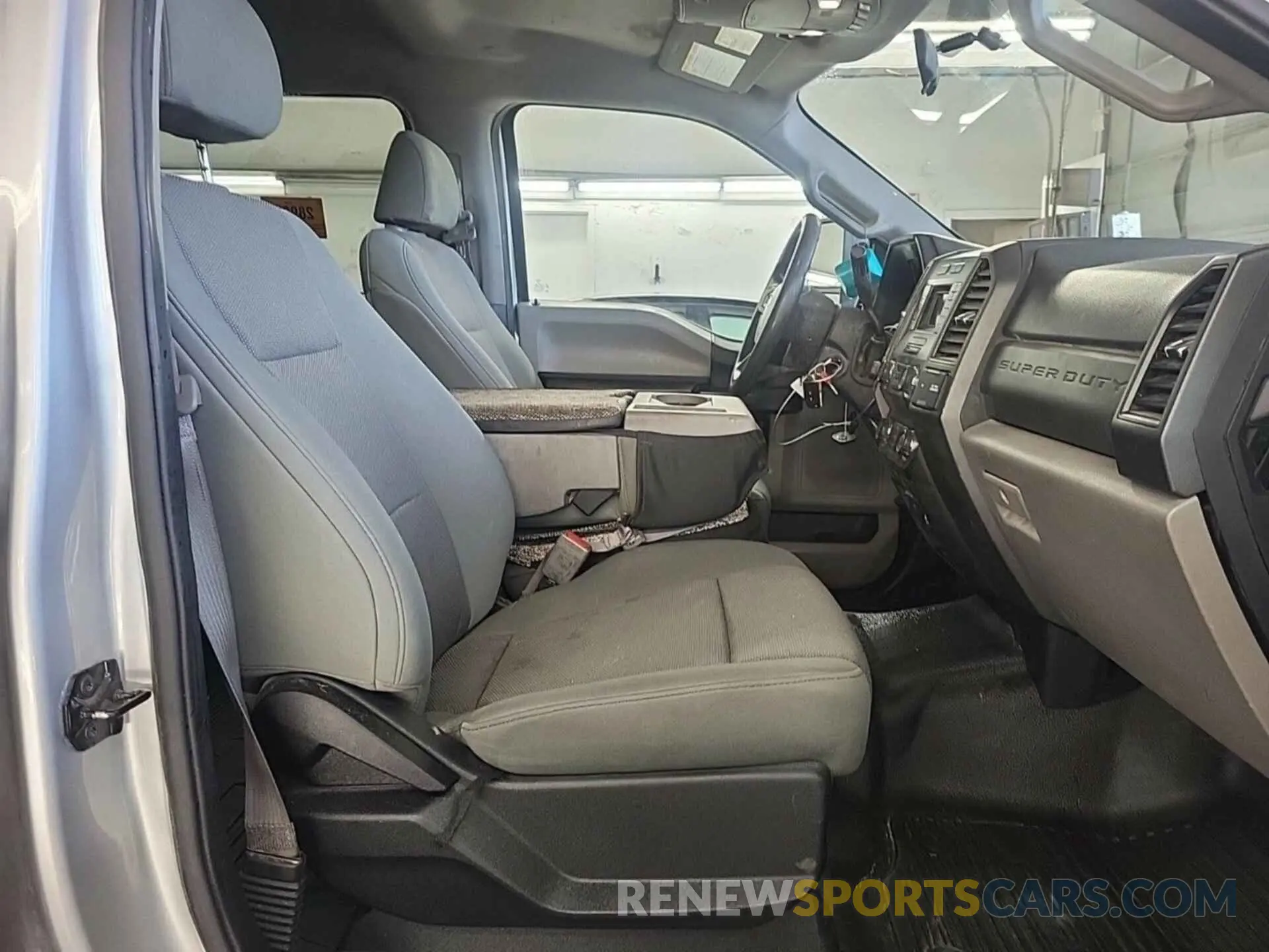 1 Photograph of a damaged car 1FT7W2B64KEF83432 FORD F250 2019