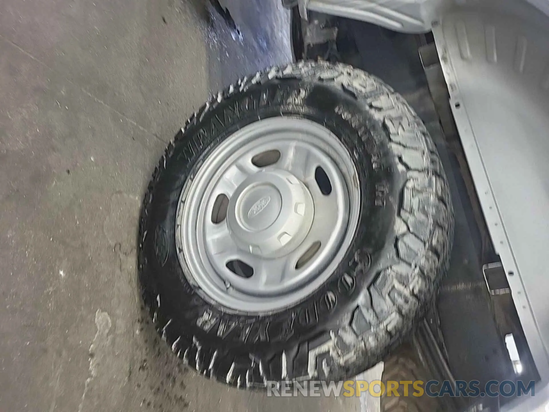 11 Photograph of a damaged car 1FT7W2B64KEF83432 FORD F250 2019