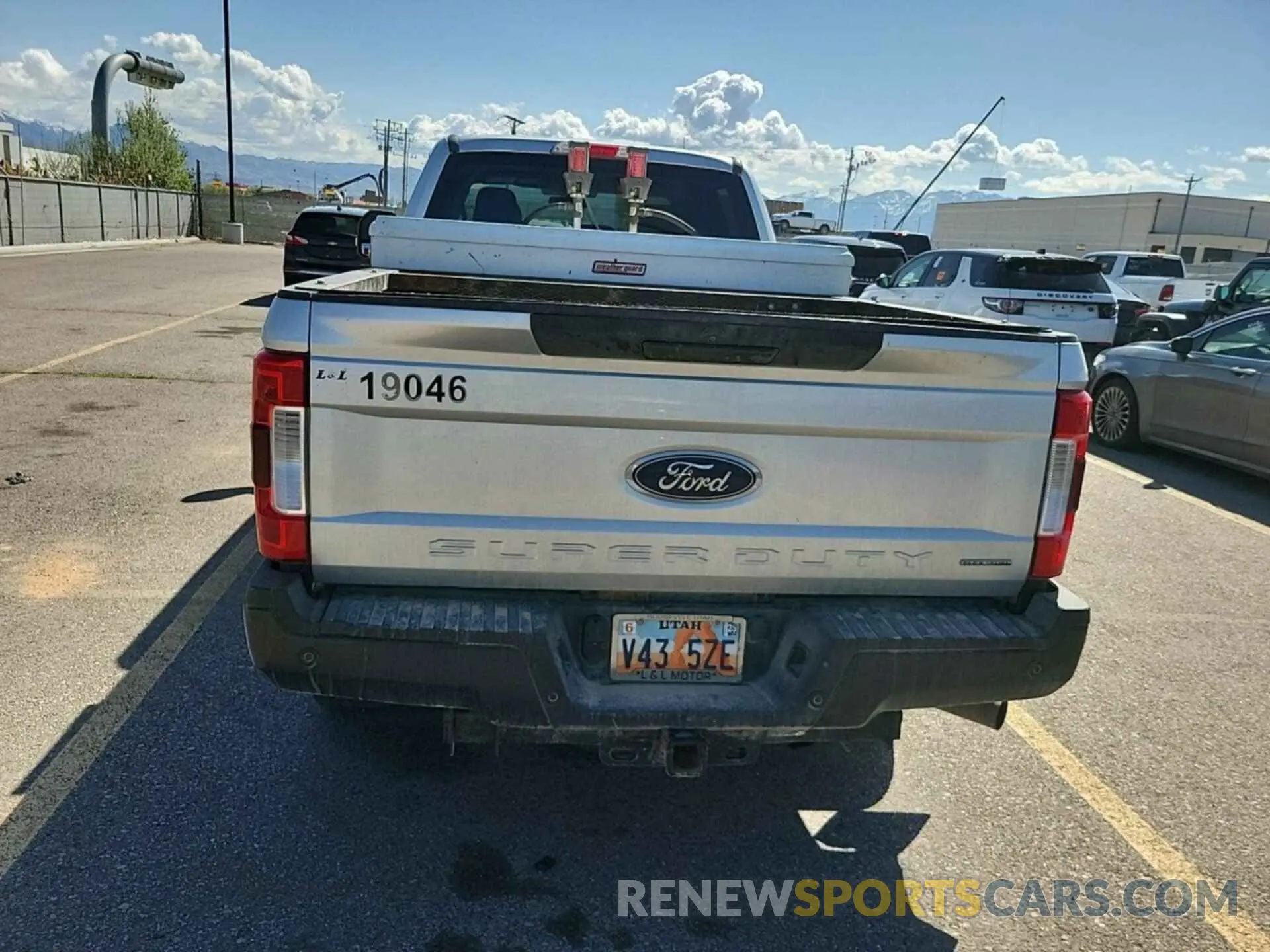 38 Photograph of a damaged car 1FT7W2B64KEF83432 FORD F250 2019
