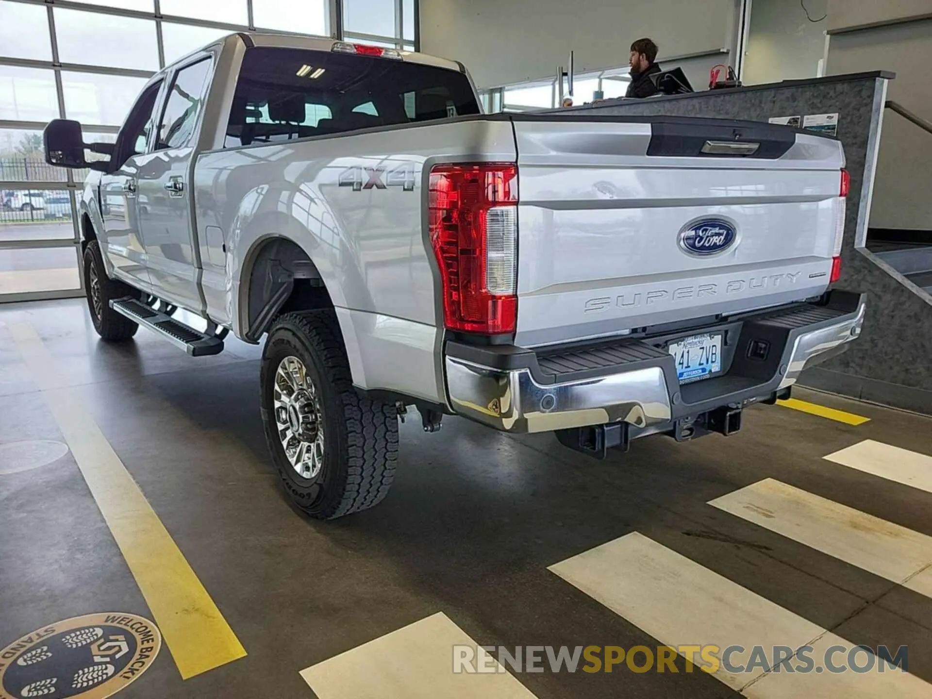 11 Photograph of a damaged car 1FT7W2B65KEG56601 FORD F250 2019