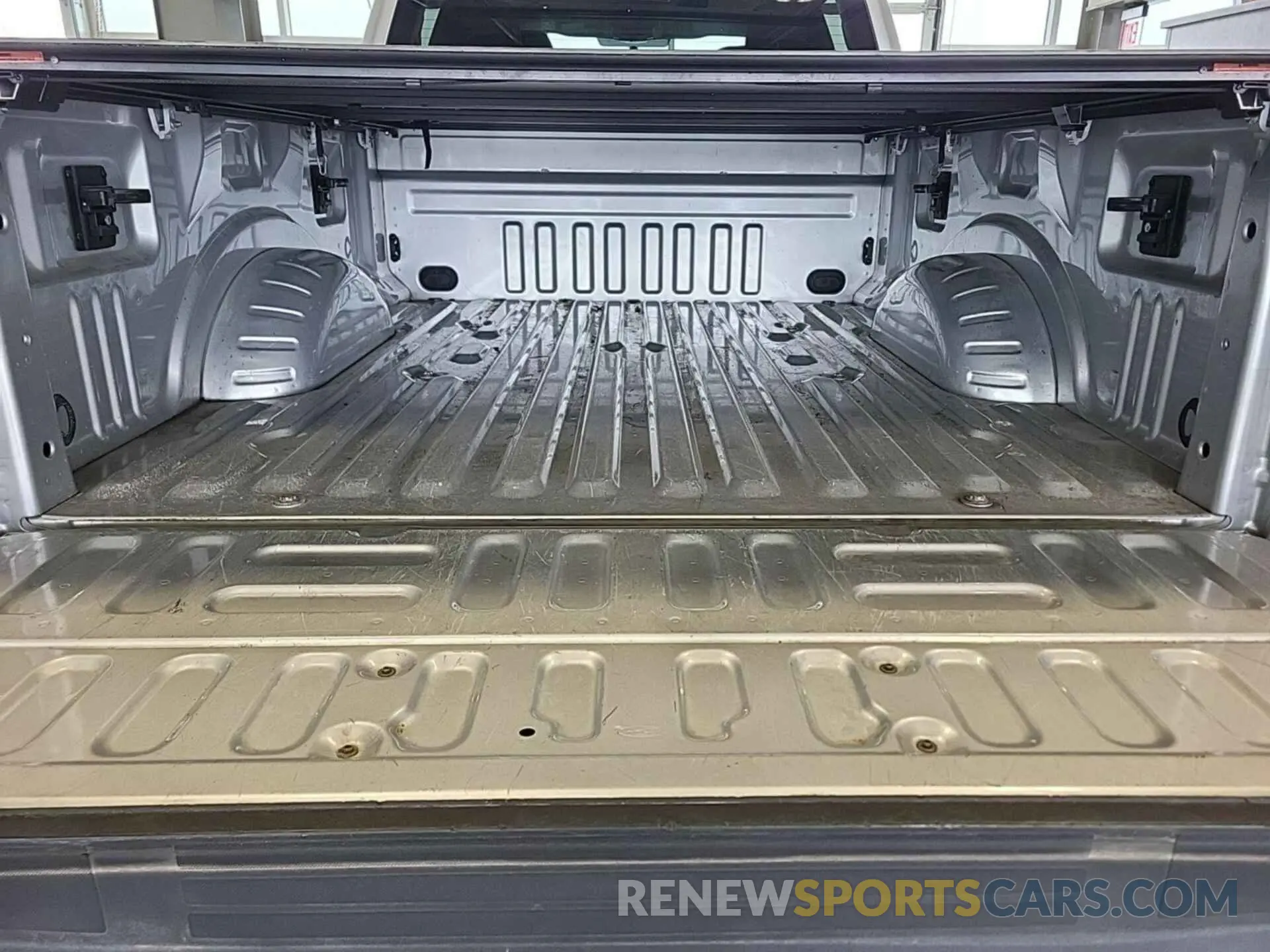 12 Photograph of a damaged car 1FT7W2B65KEG56601 FORD F250 2019