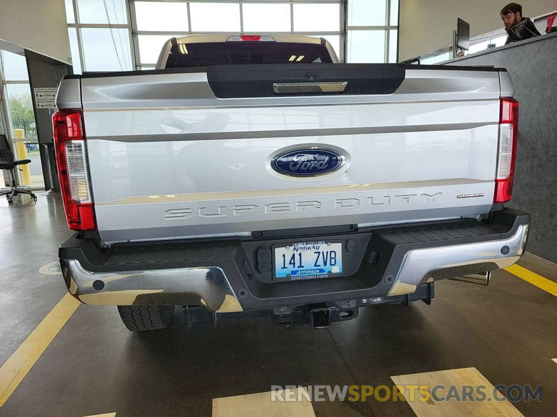 9 Photograph of a damaged car 1FT7W2B65KEG56601 FORD F250 2019
