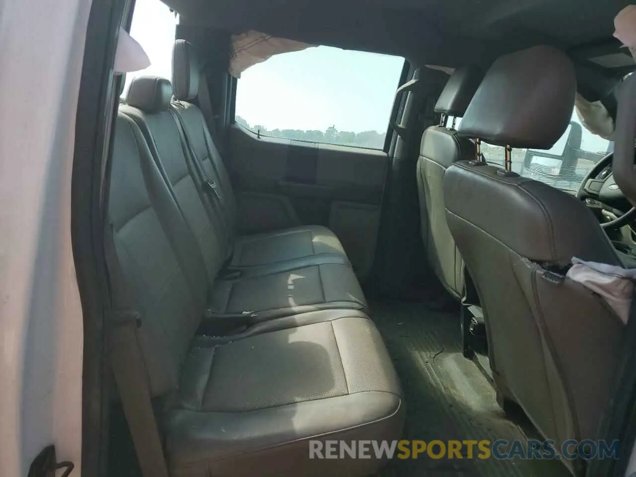 10 Photograph of a damaged car 1FT7W2B66KED39474 FORD F250 2019