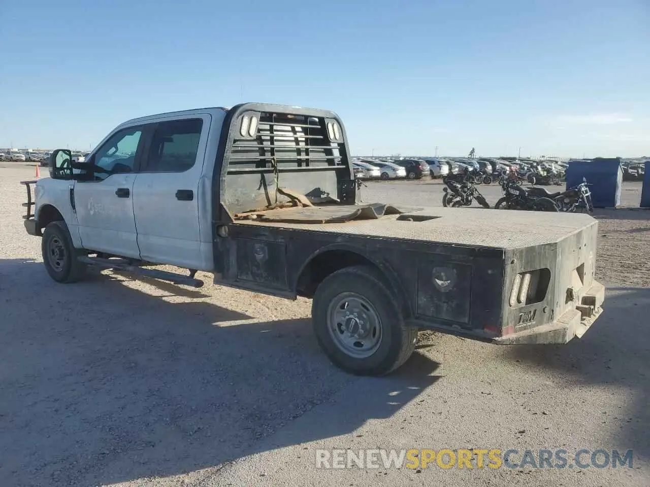 2 Фотография поврежденного автомобиля 1FT7W2B66KEG06614 FORD F250 2019