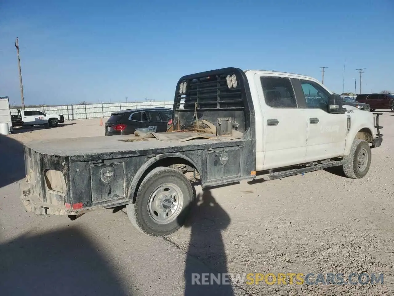 3 Фотография поврежденного автомобиля 1FT7W2B66KEG06614 FORD F250 2019